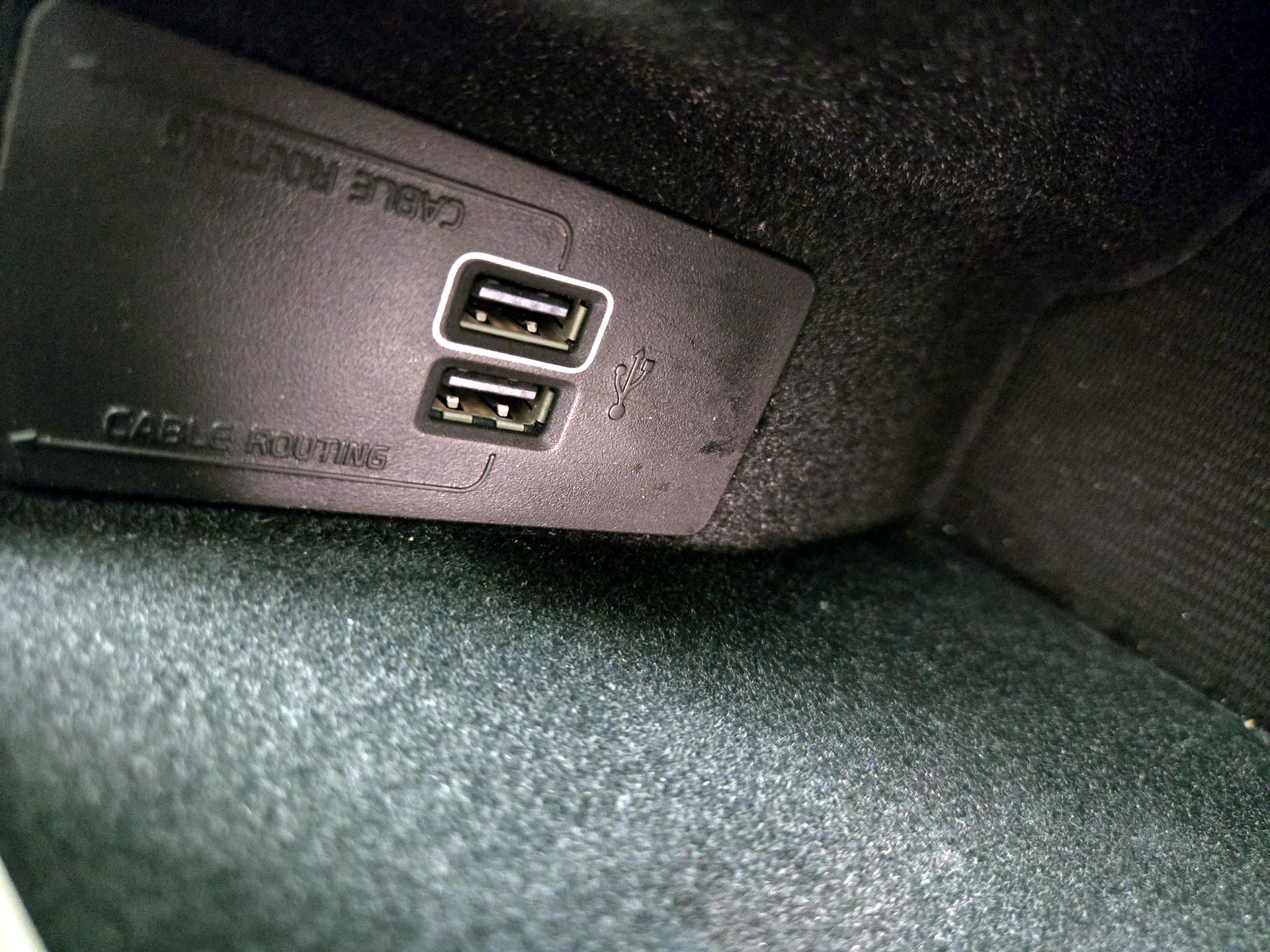 Thumbnail: 2019 Volvo S60 - 19