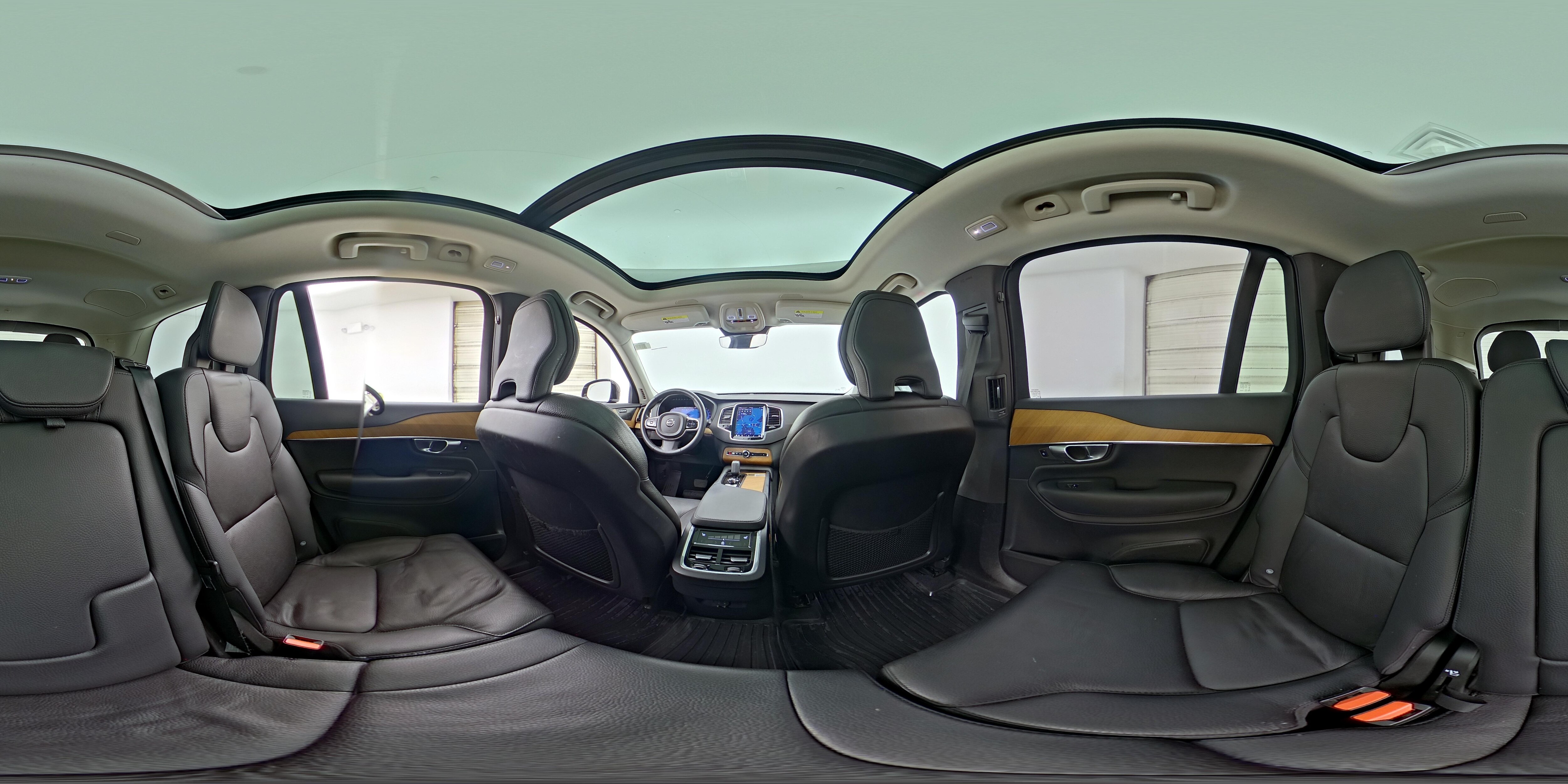 2023 Volvo XC90 Plus - Photo 29