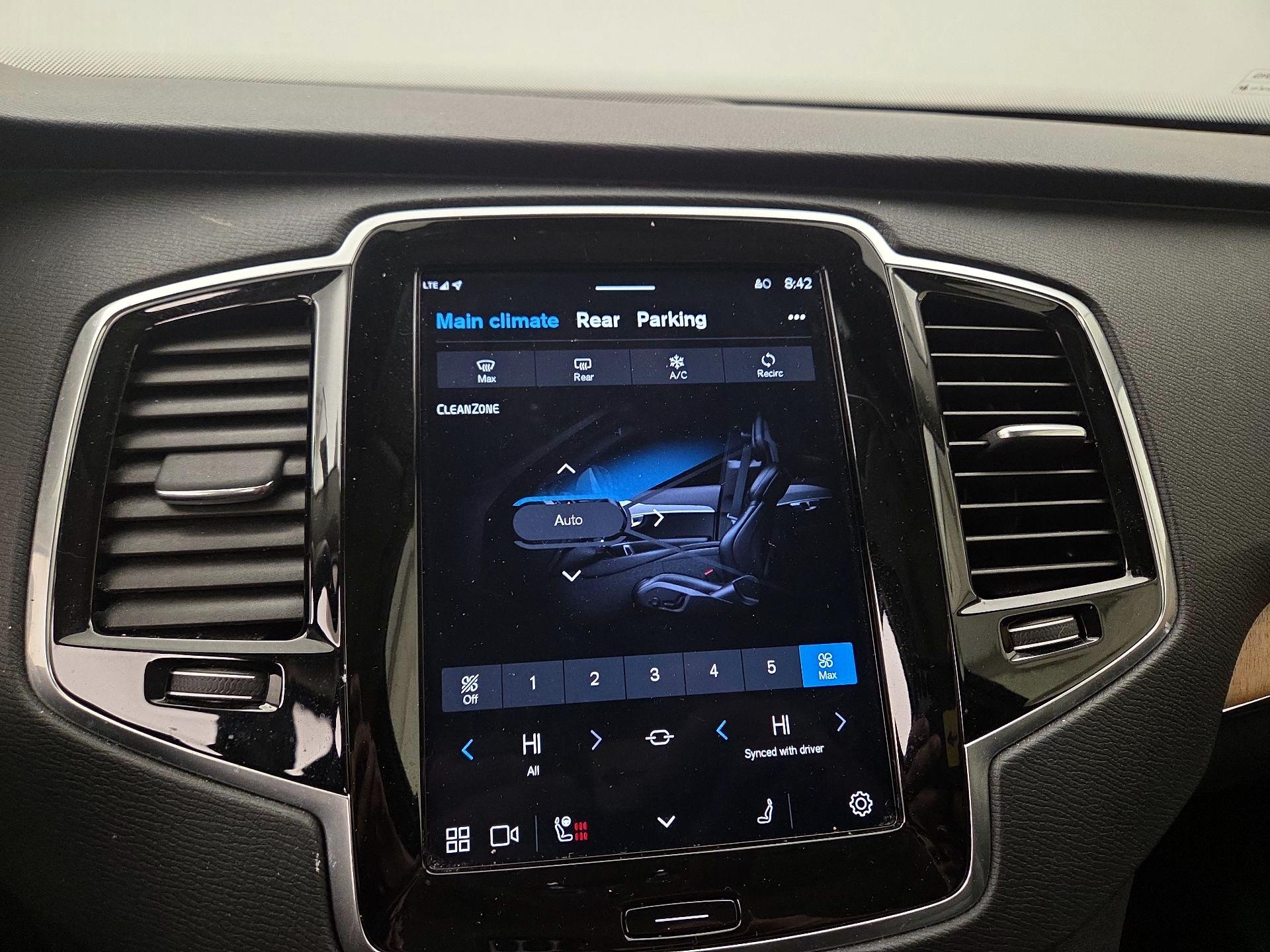 Thumbnail: 2023 Volvo XC90 - 17