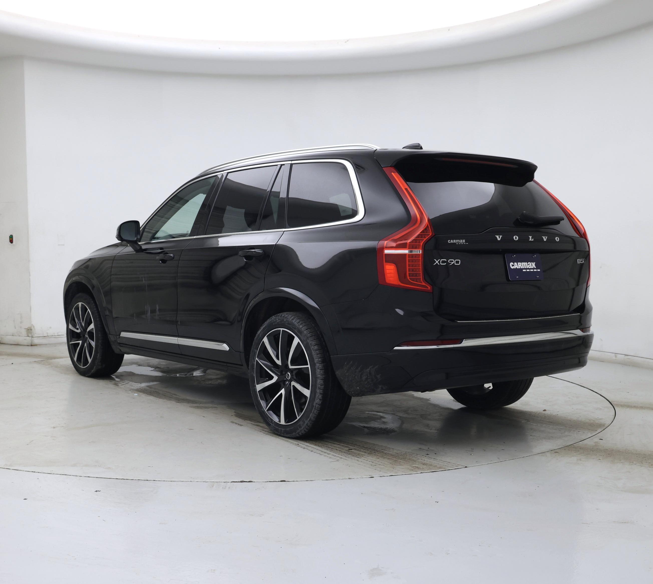 Thumbnail: 2023 Volvo XC90 - 2