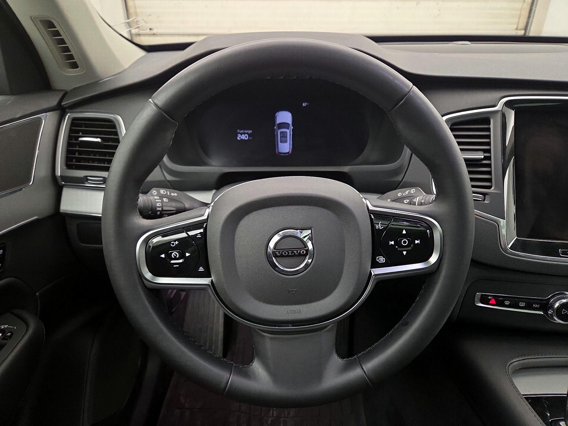 Thumbnail: 2024 Volvo XC90 - 10