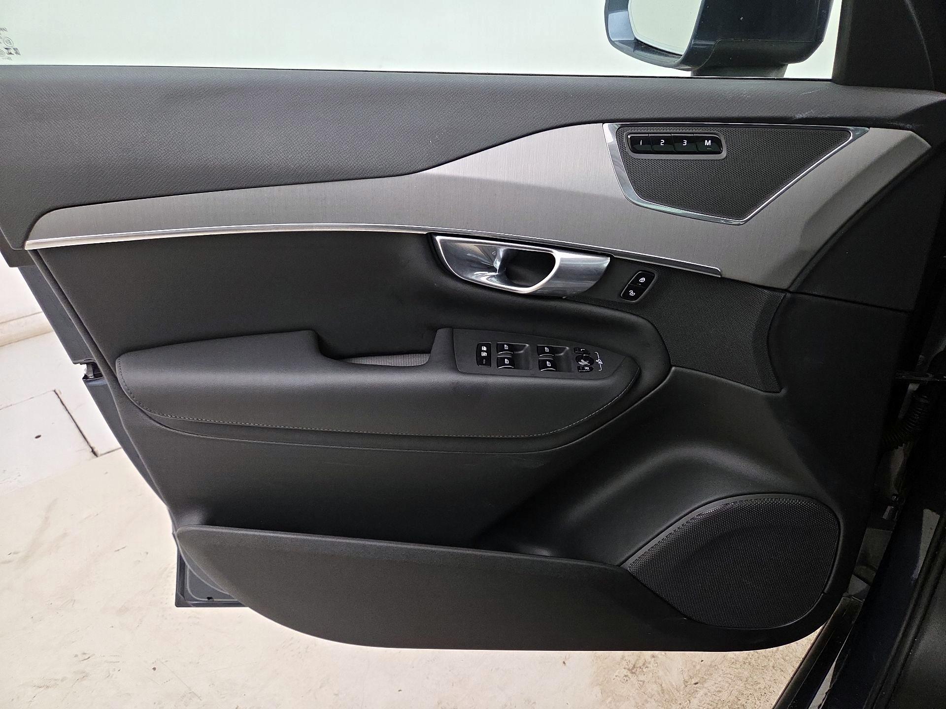 Thumbnail: 2024 Volvo XC90 - 12