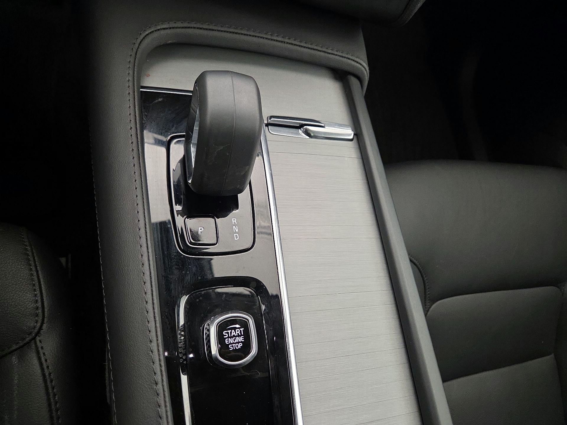 Thumbnail: 2024 Volvo XC90 - 18