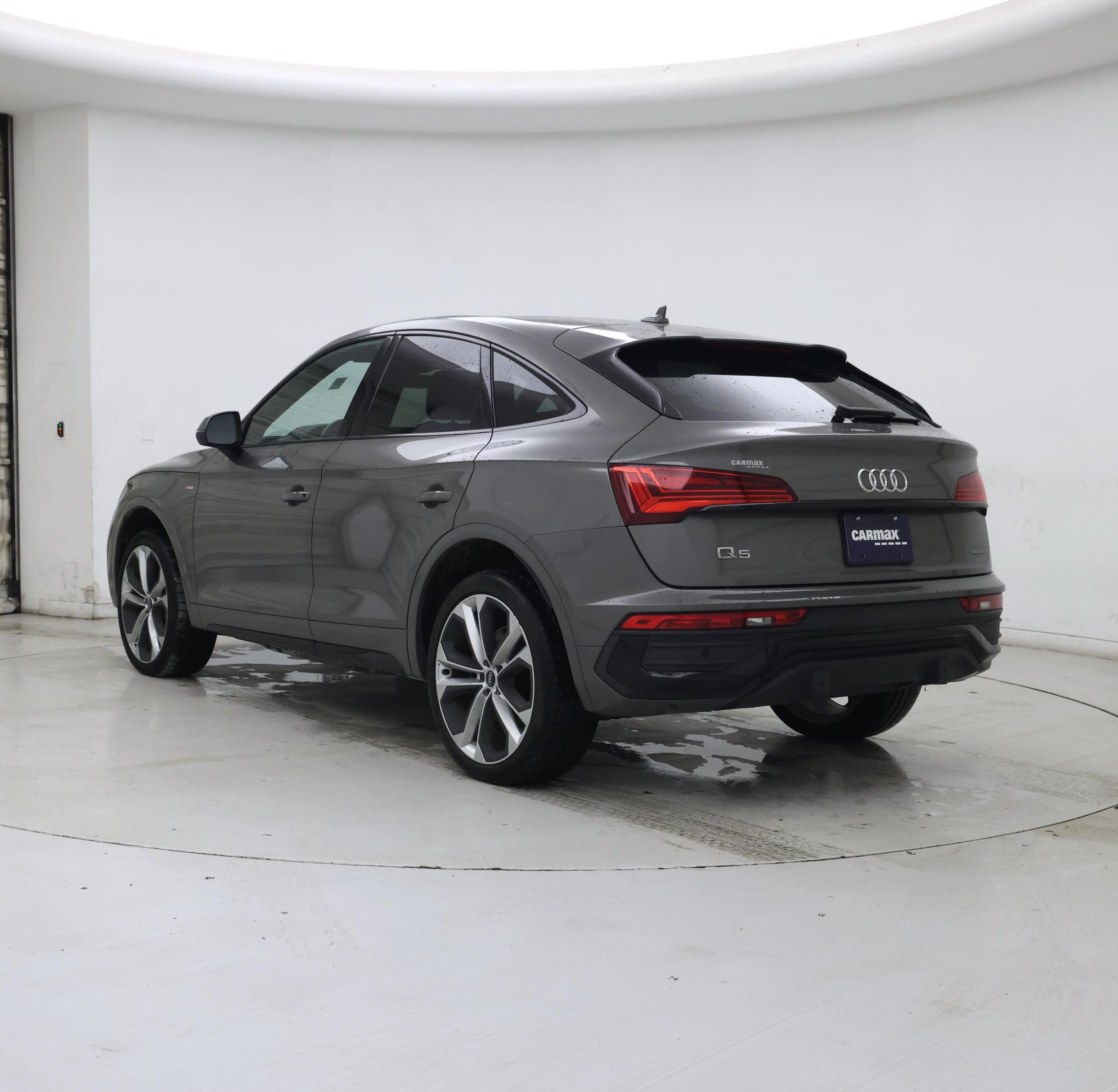Thumbnail: 2023 Audi Q5 - 2