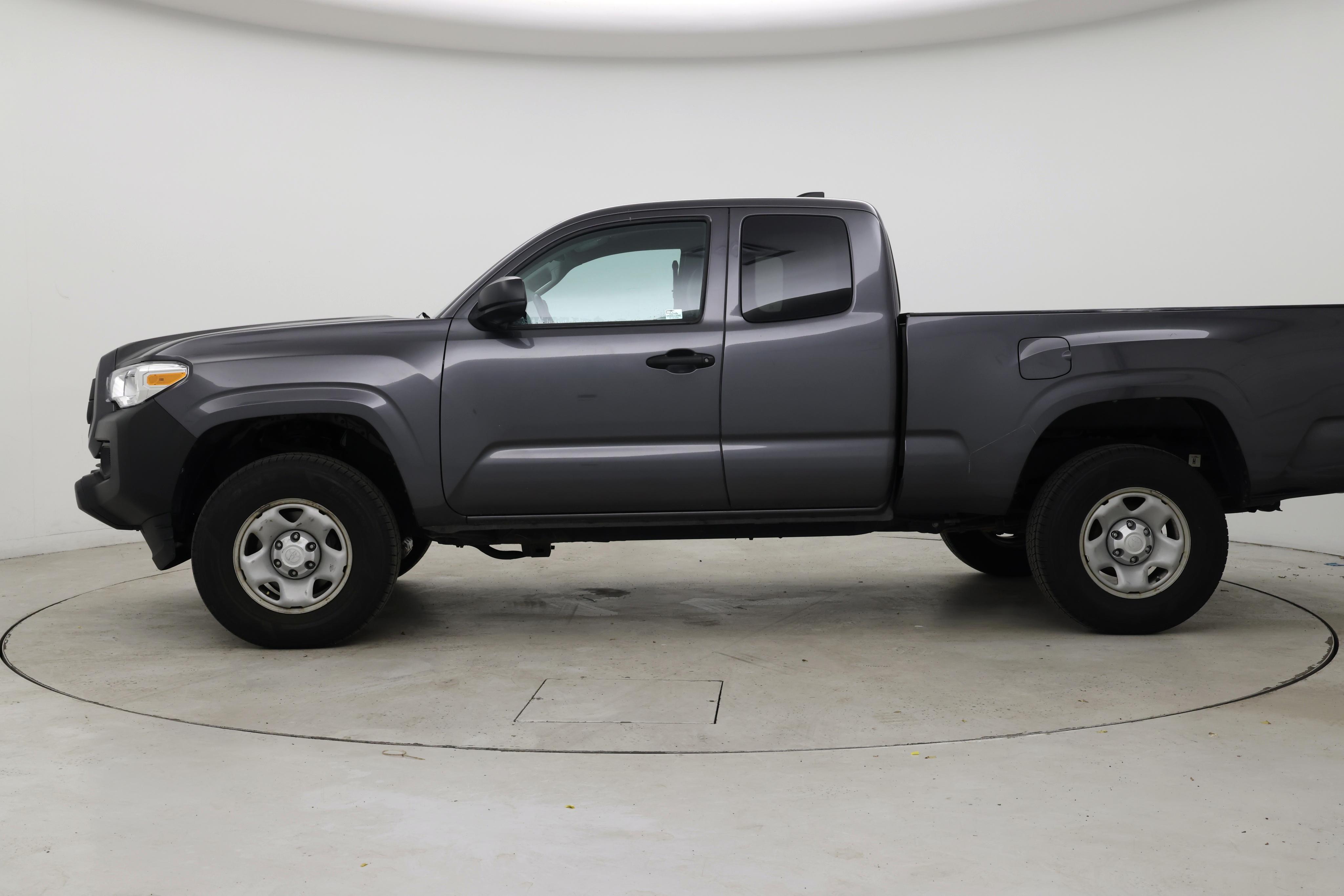 Thumbnail: 2022 Toyota Tacoma - 3