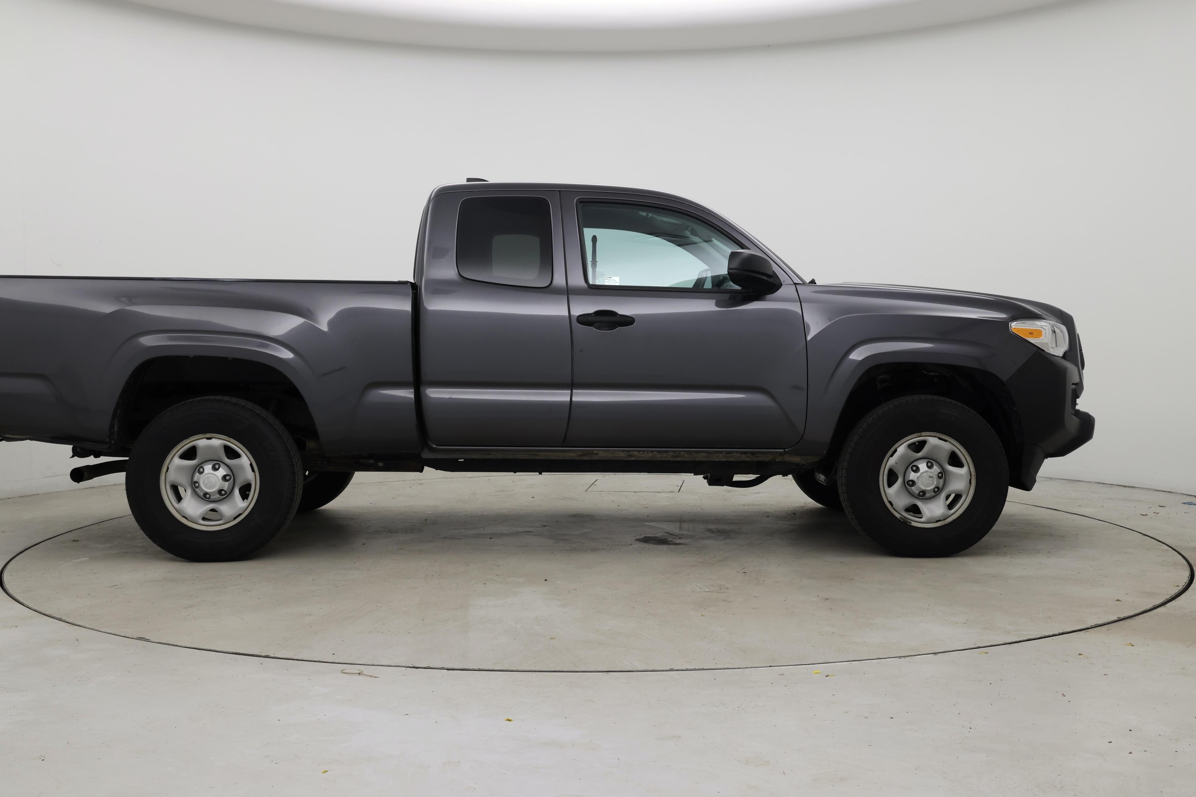 Thumbnail: 2022 Toyota Tacoma - 7