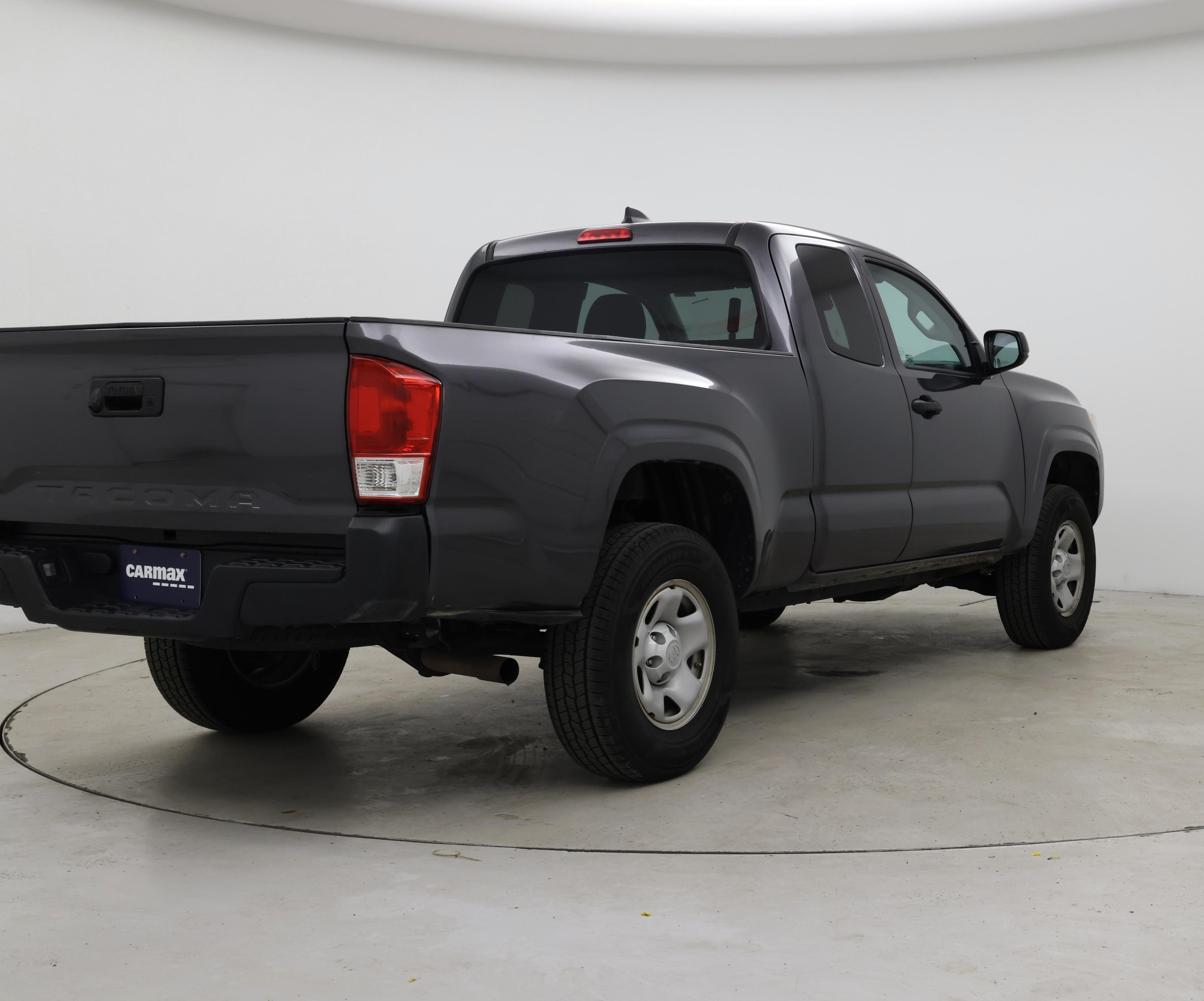 Thumbnail: 2022 Toyota Tacoma - 8