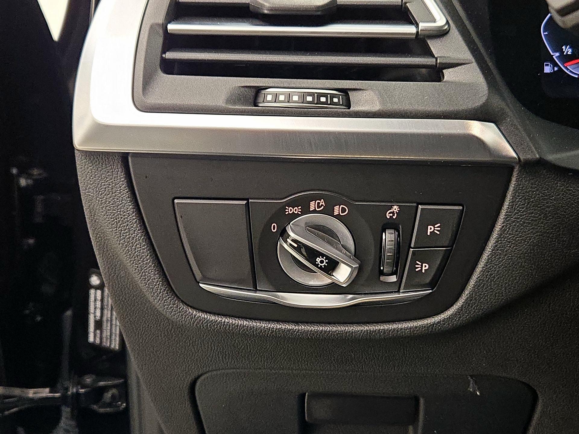 Thumbnail: 2023 BMW X3 - 13