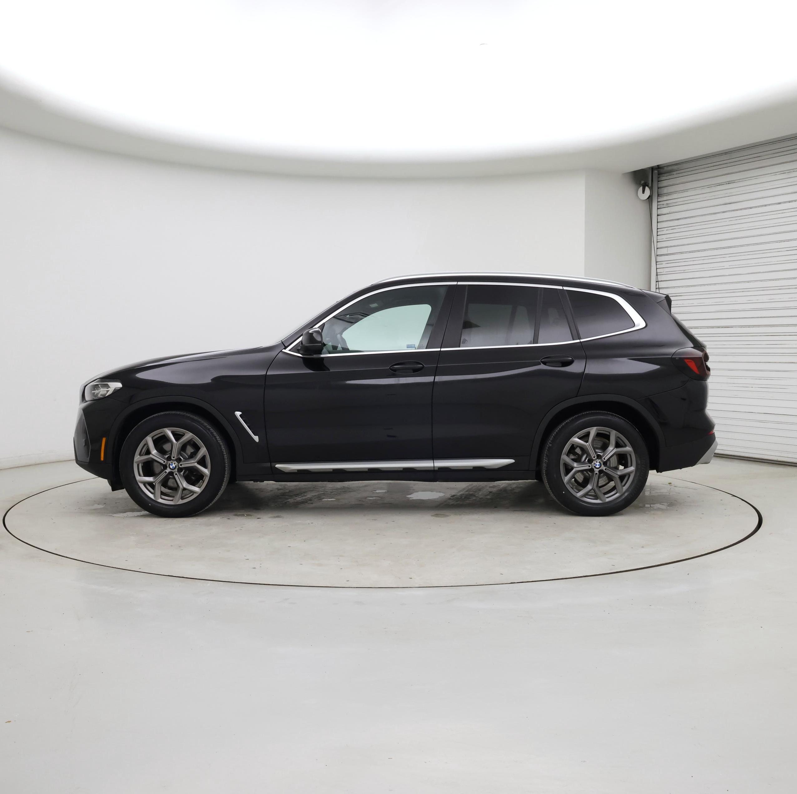 Thumbnail: 2023 BMW X3 - 3