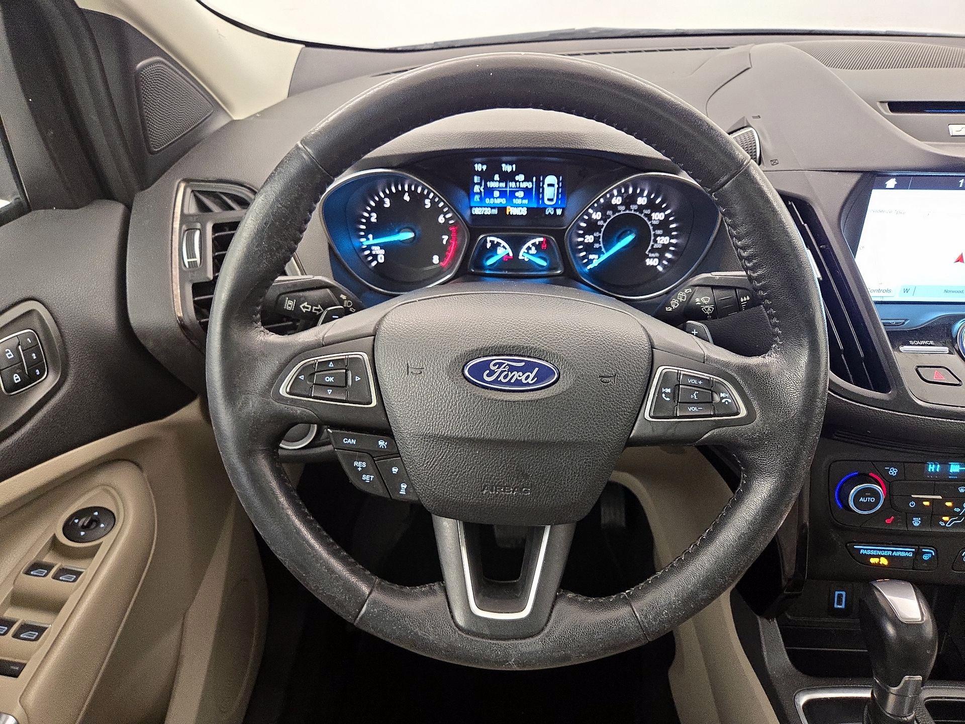 Thumbnail: 2017 Ford Escape - 10