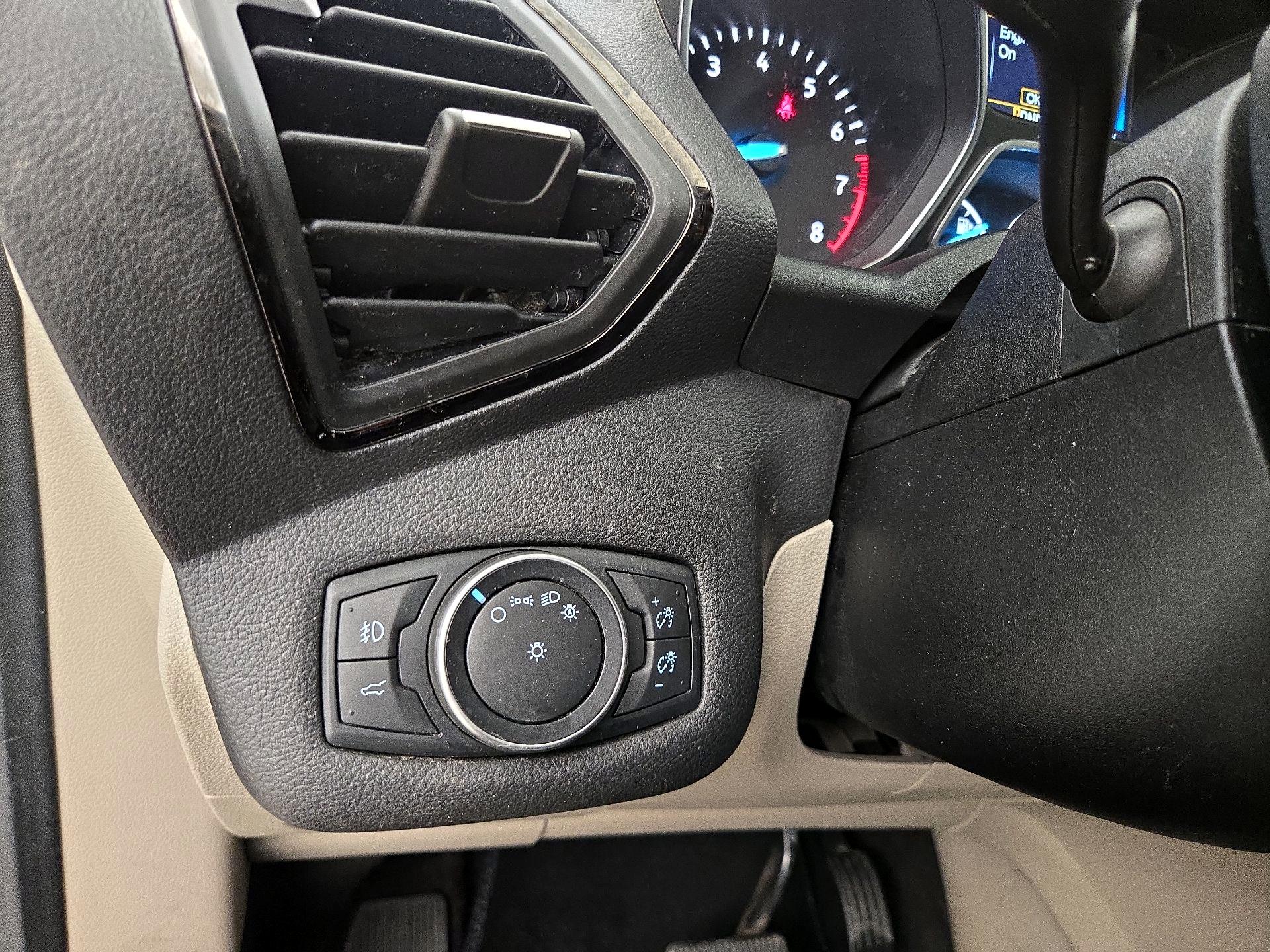 Thumbnail: 2017 Ford Escape - 13