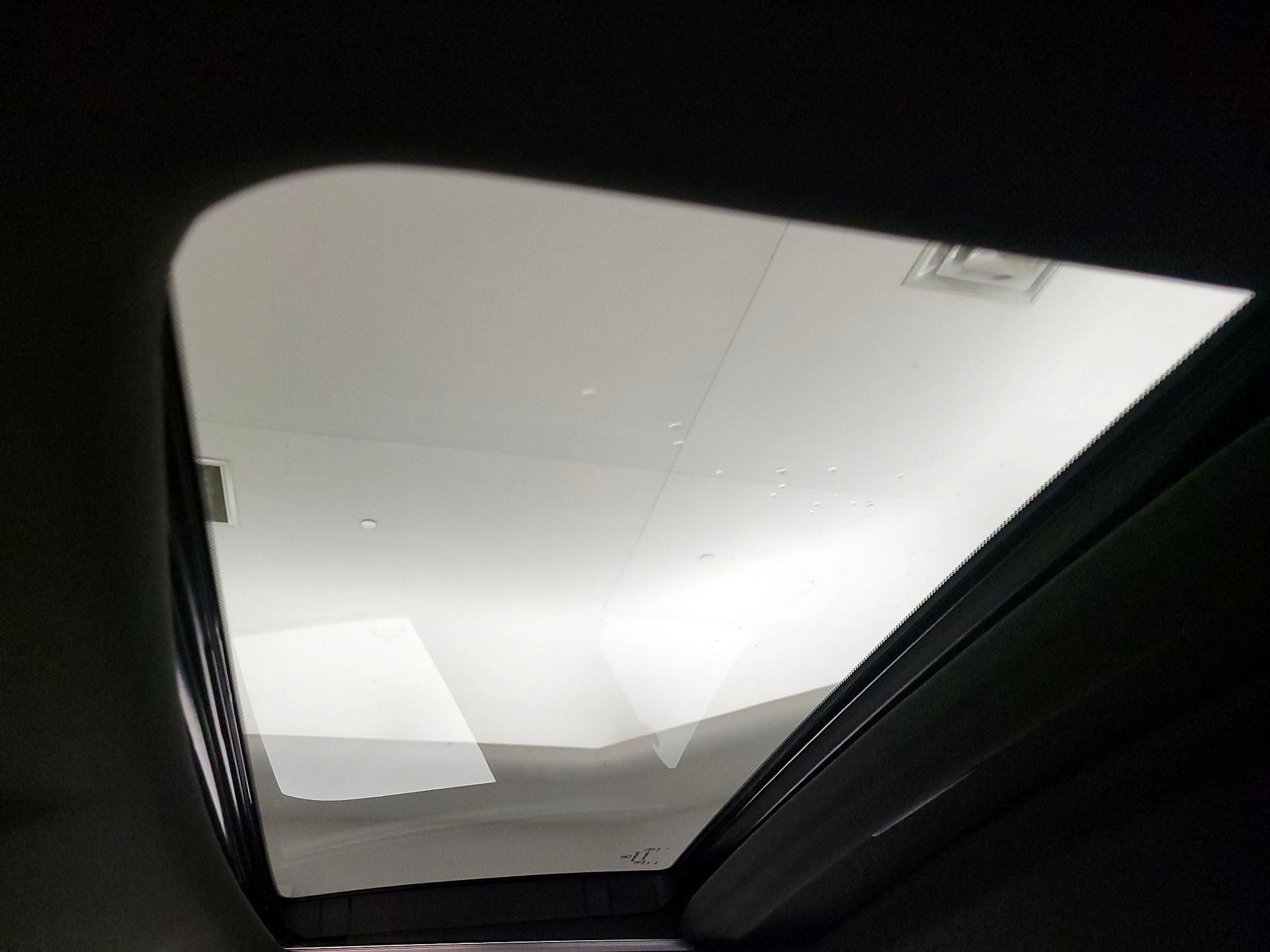 Thumbnail: 2019 Acura TLX - 19