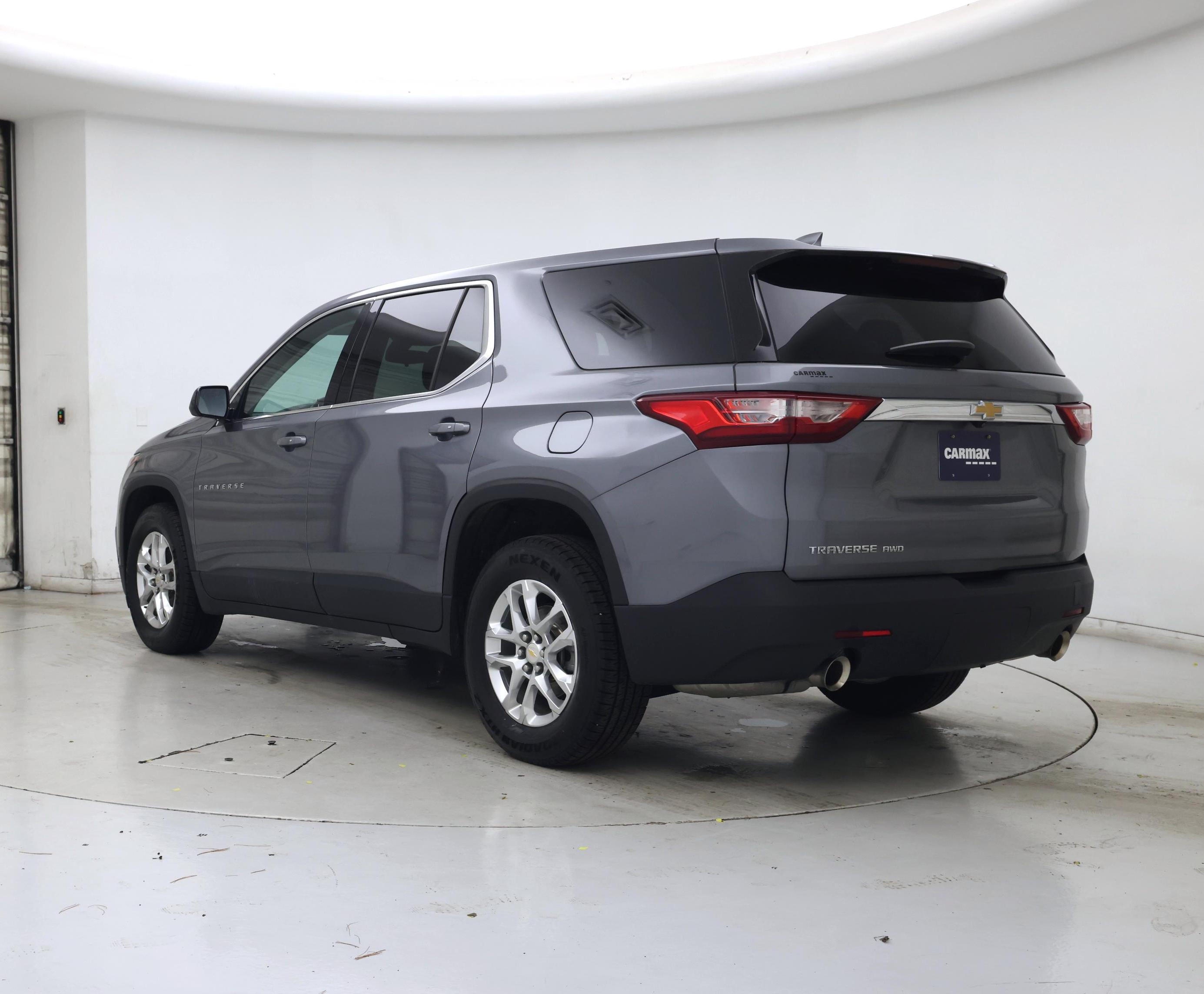 Thumbnail: 2020 Chevrolet Traverse - 2