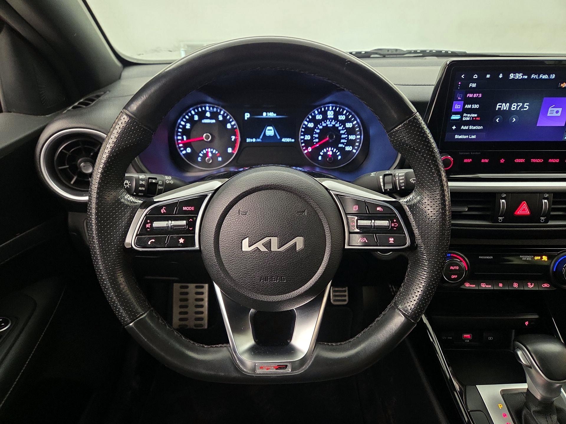 Thumbnail: 2023 Kia Forte - 10