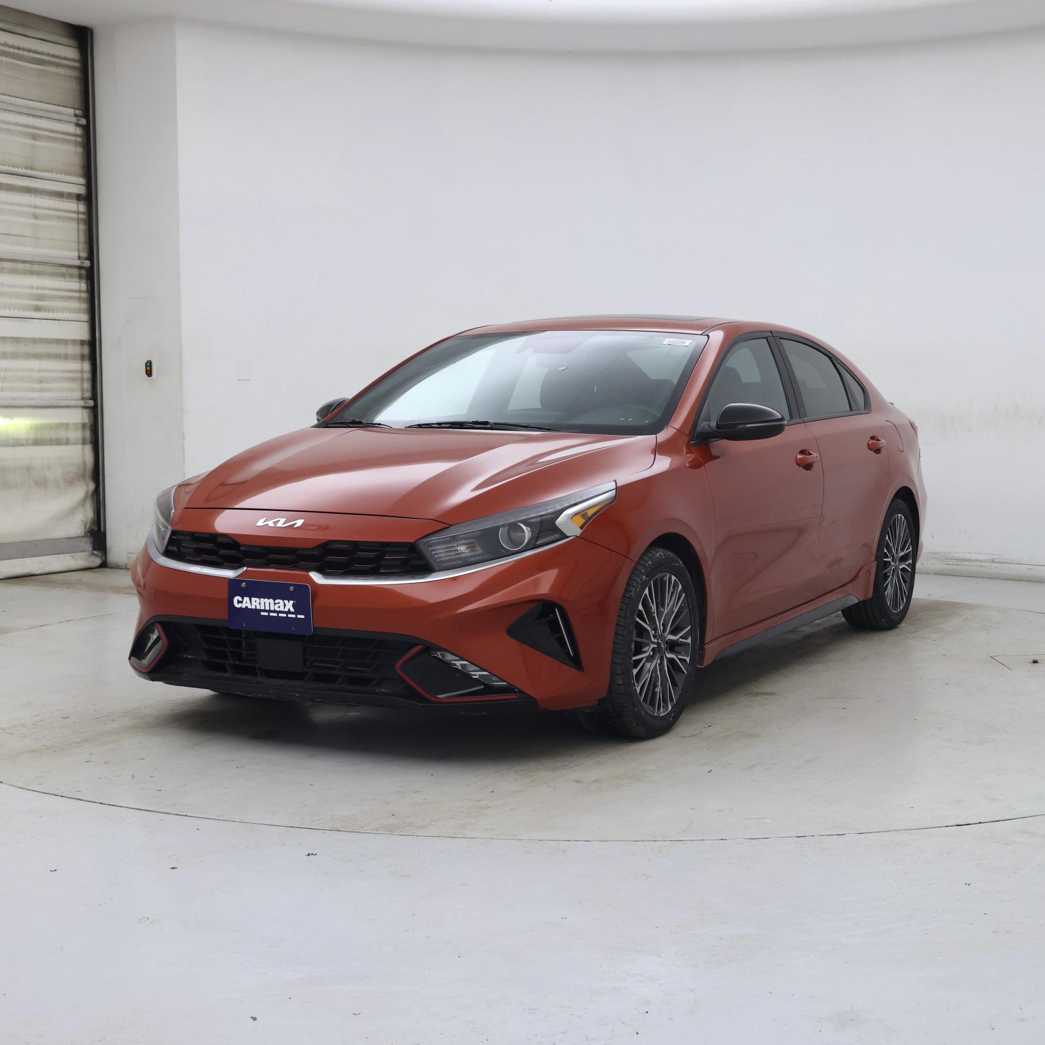 Thumbnail: 2023 Kia Forte - 4