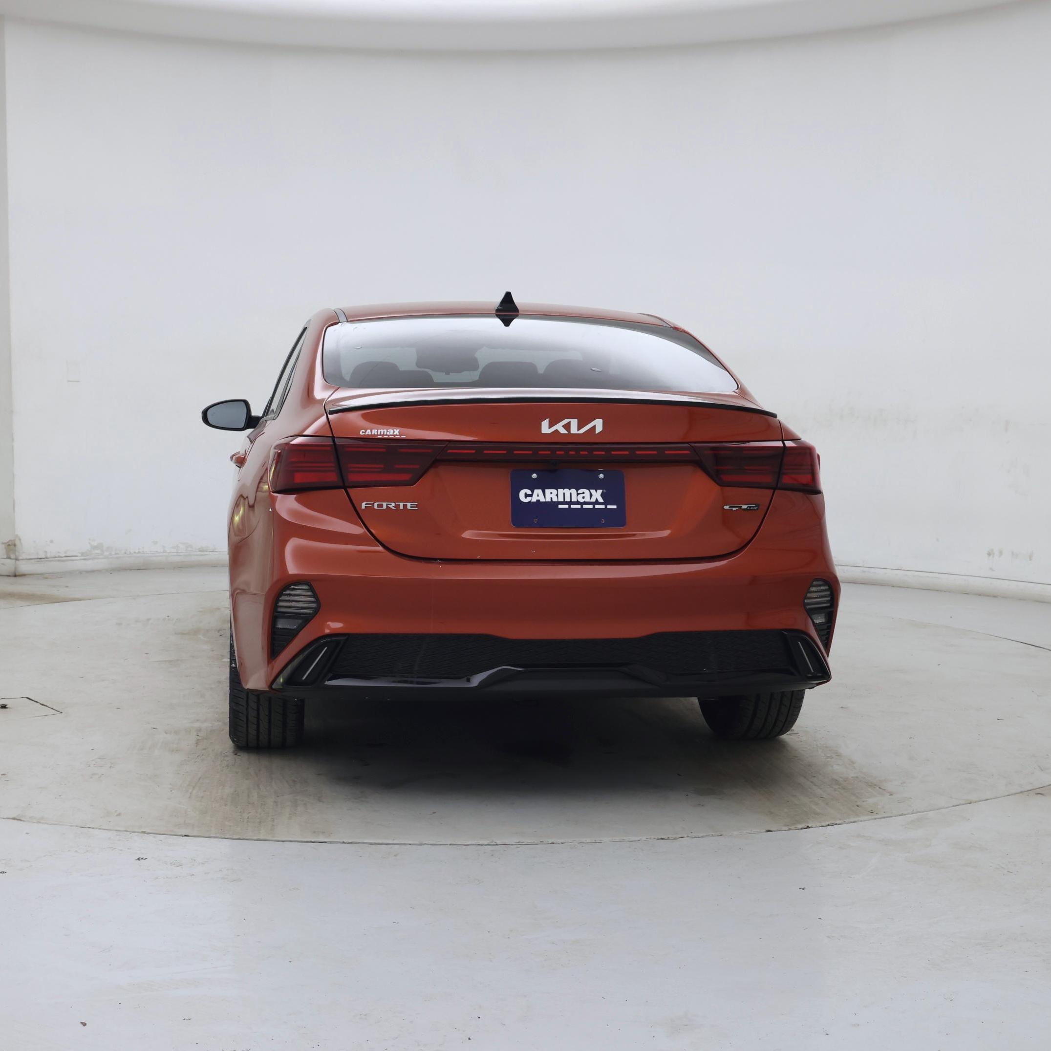 Thumbnail: 2023 Kia Forte - 6