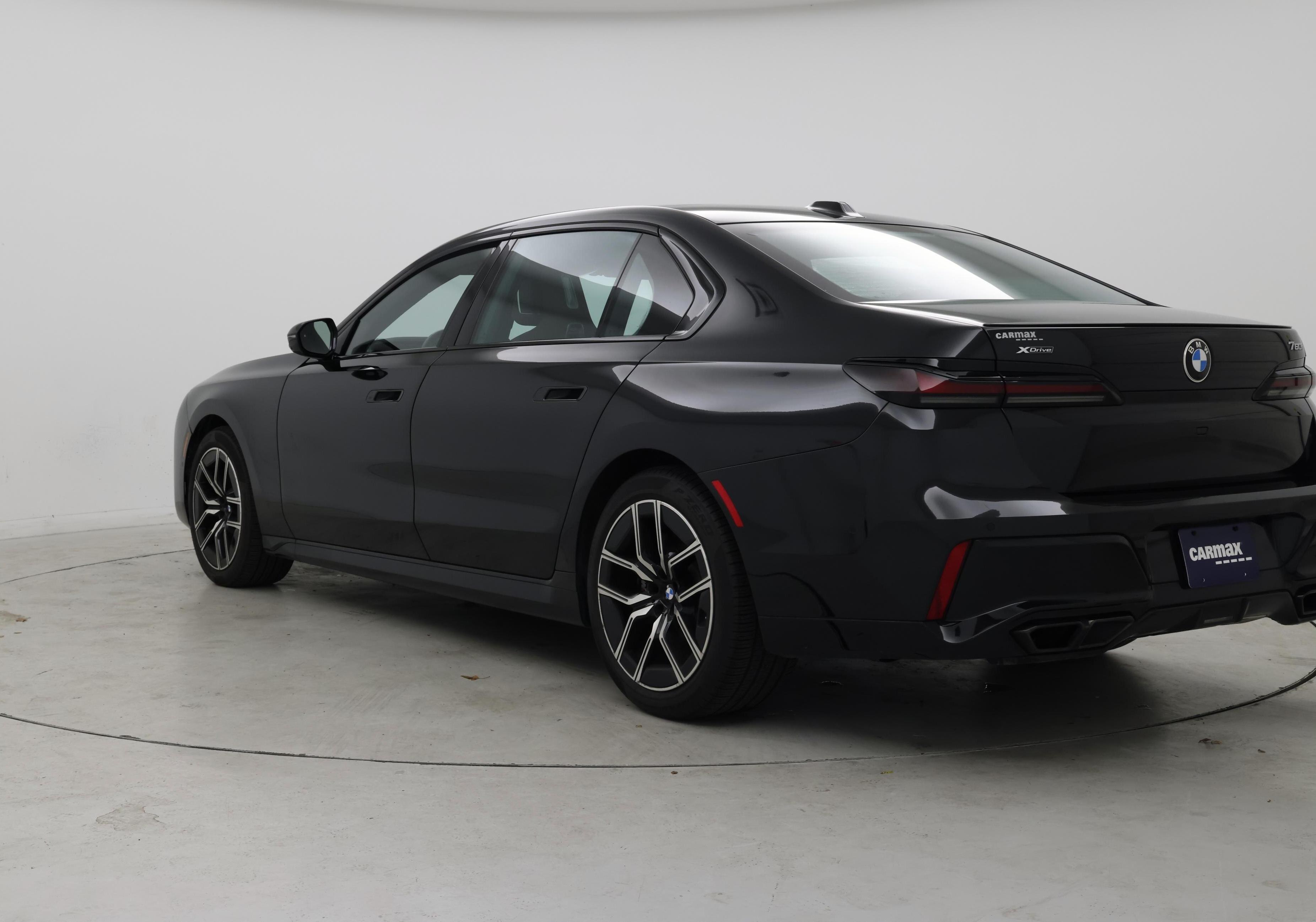 Thumbnail: 2024 BMW 7 Series - 2