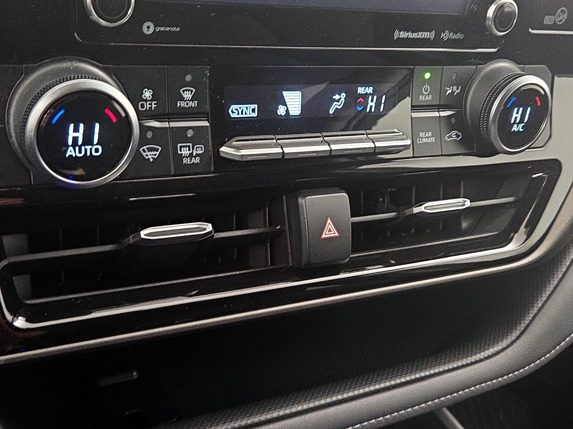 Thumbnail: 2020 Toyota Highlander - 16