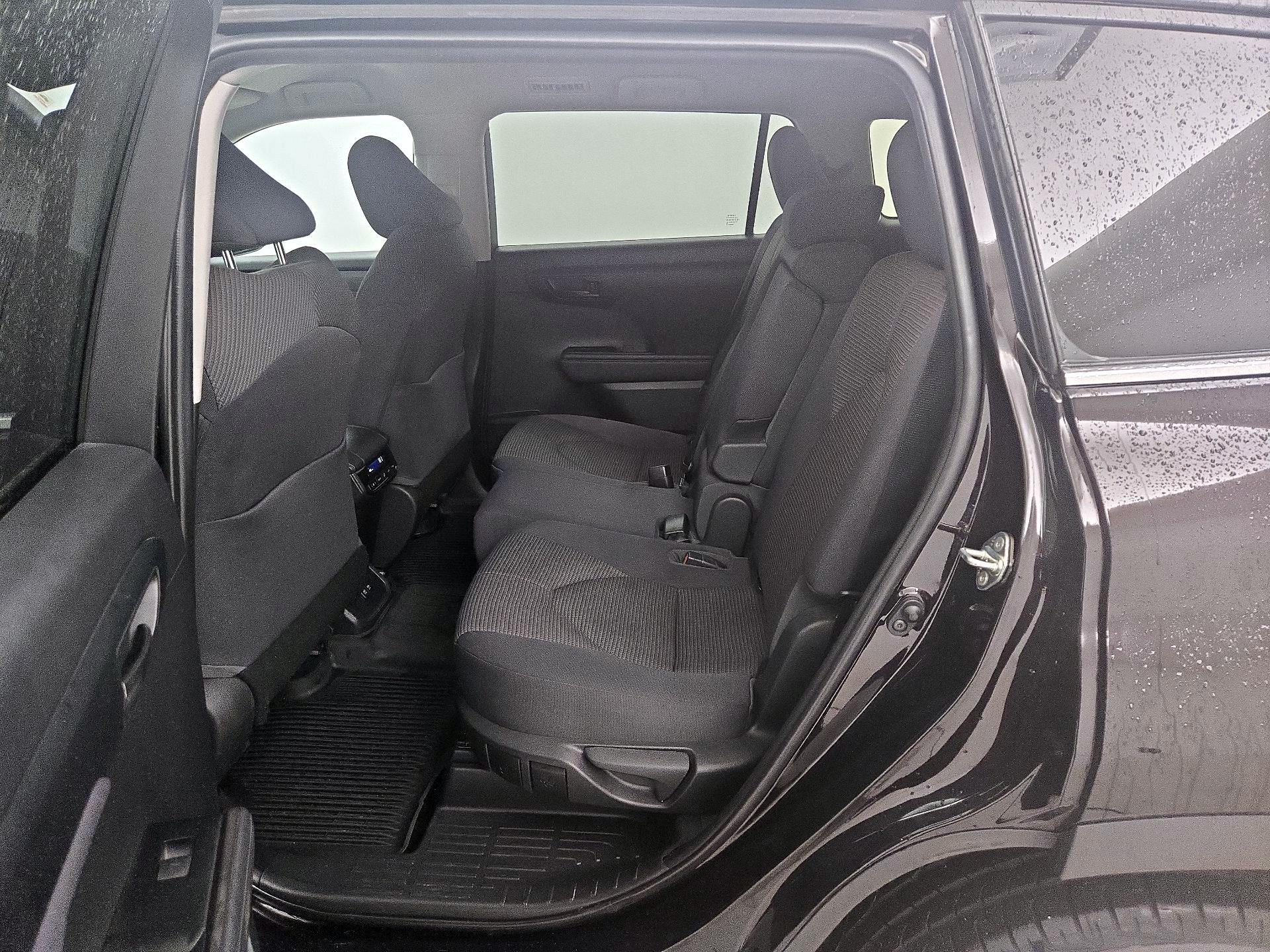 Thumbnail: 2020 Toyota Highlander - 19