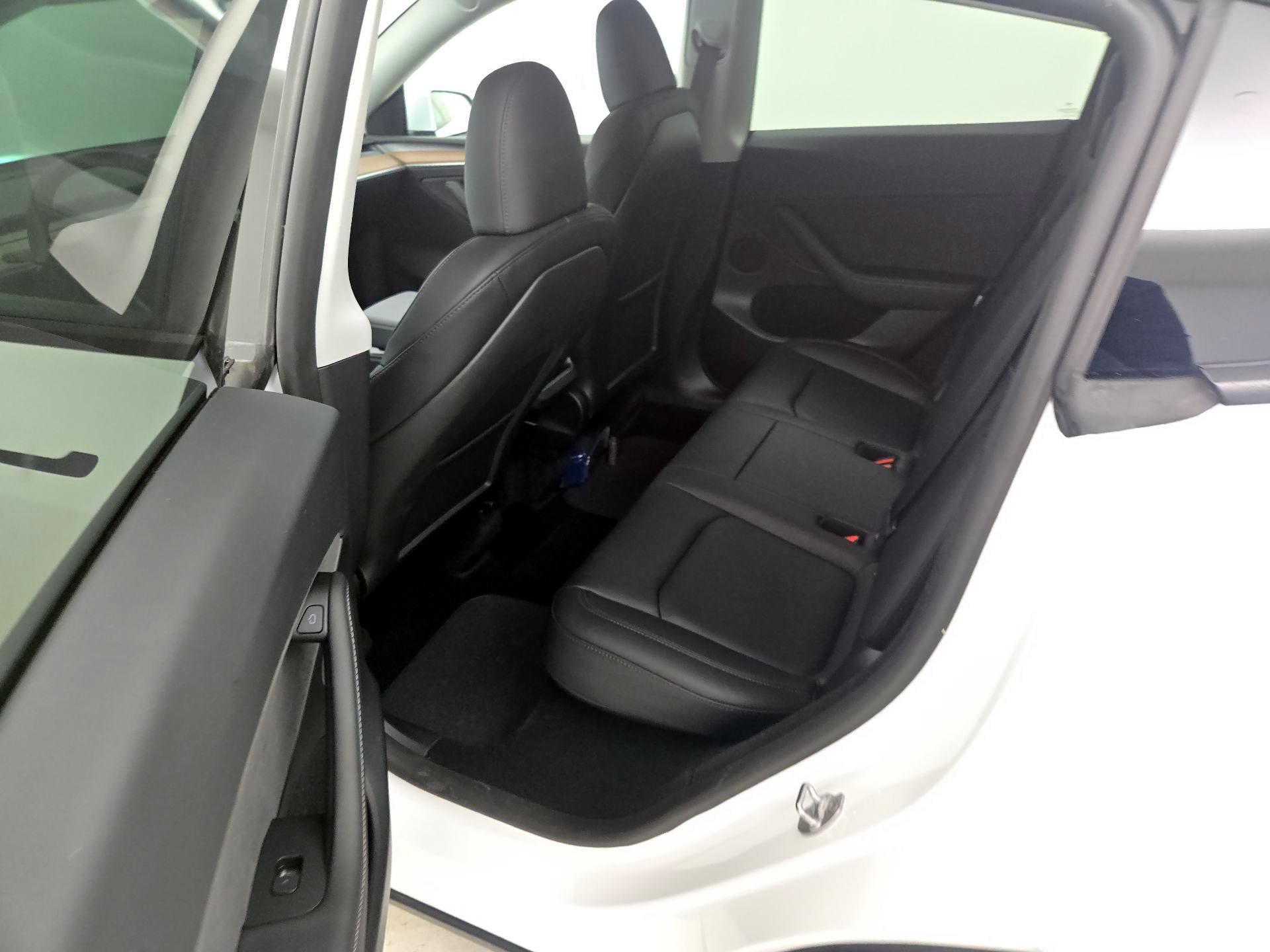 Thumbnail: 2023 Tesla Model Y - 19