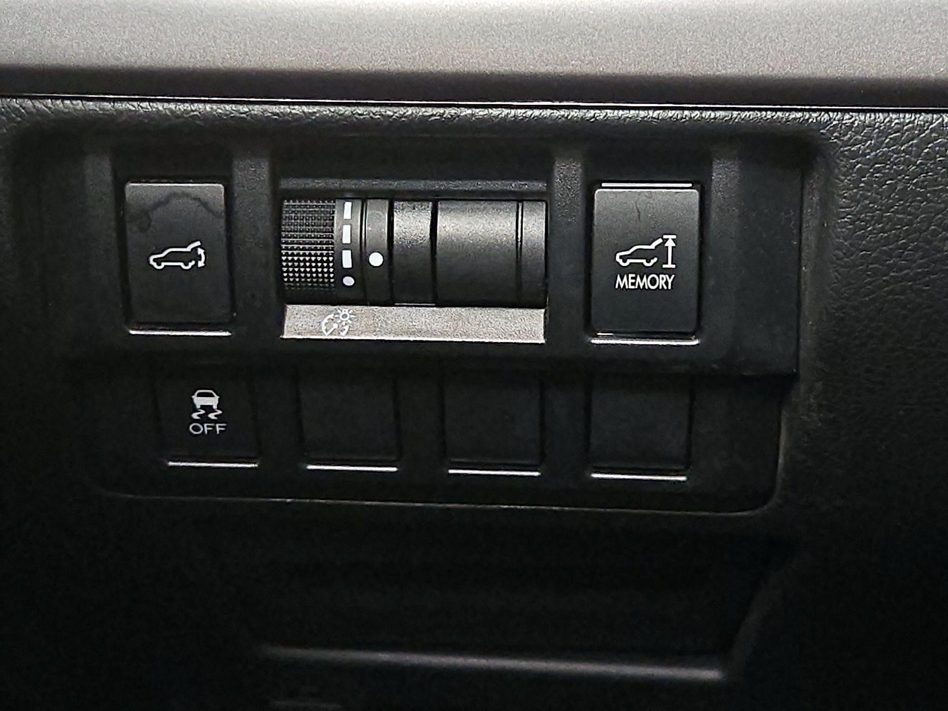 Thumbnail: 2015 Subaru Outback - 13