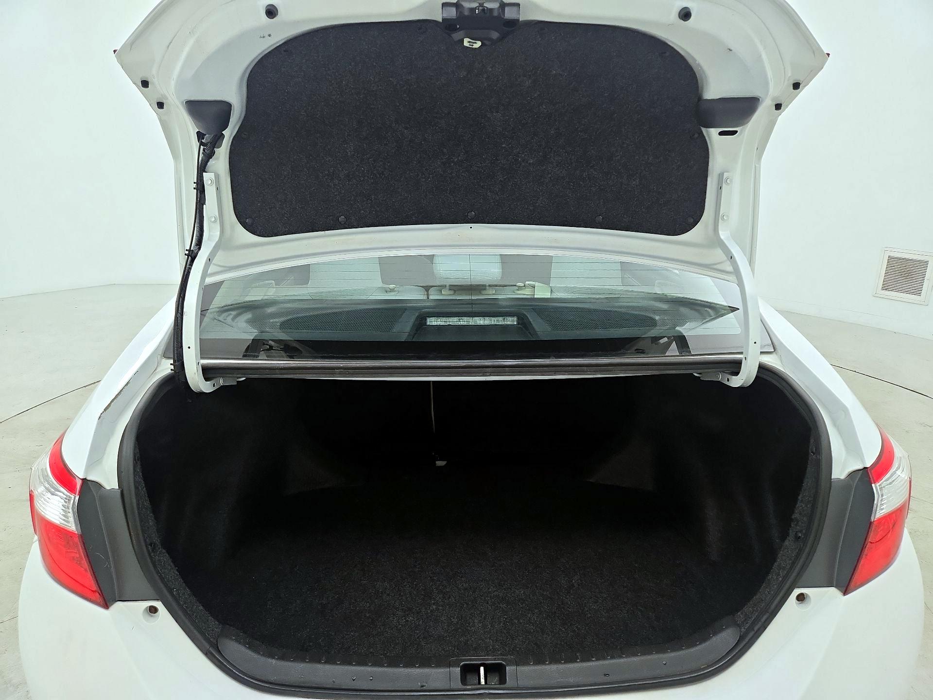 Thumbnail: 2016 Toyota Corolla - 20