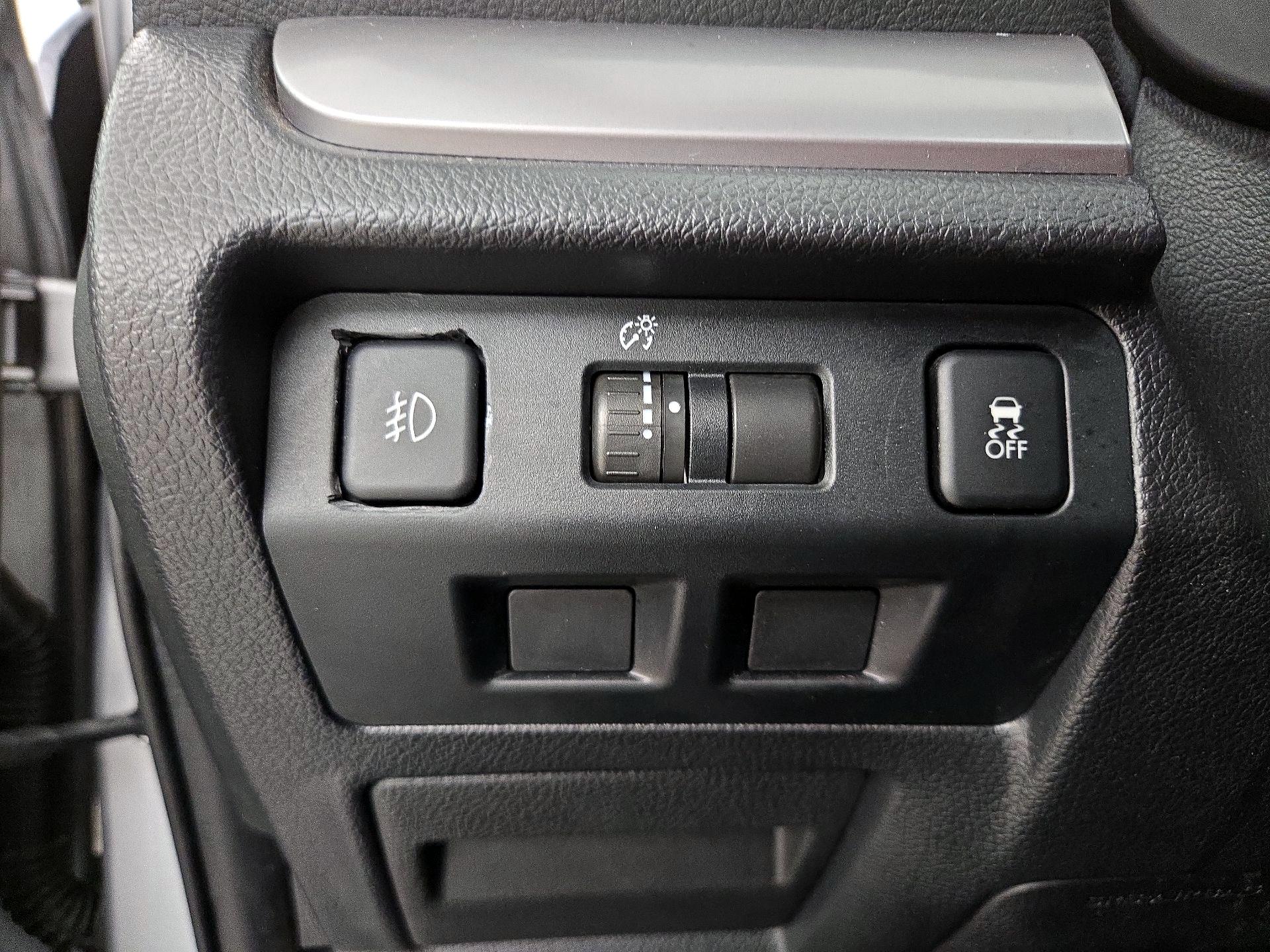 Thumbnail: 2015 Subaru Forester - 13