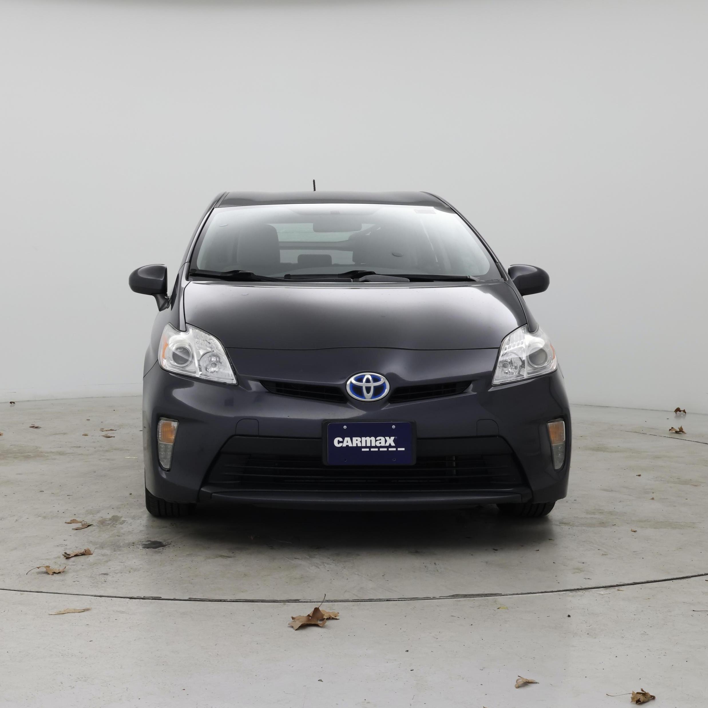 Thumbnail: 2015 Toyota Prius - 5