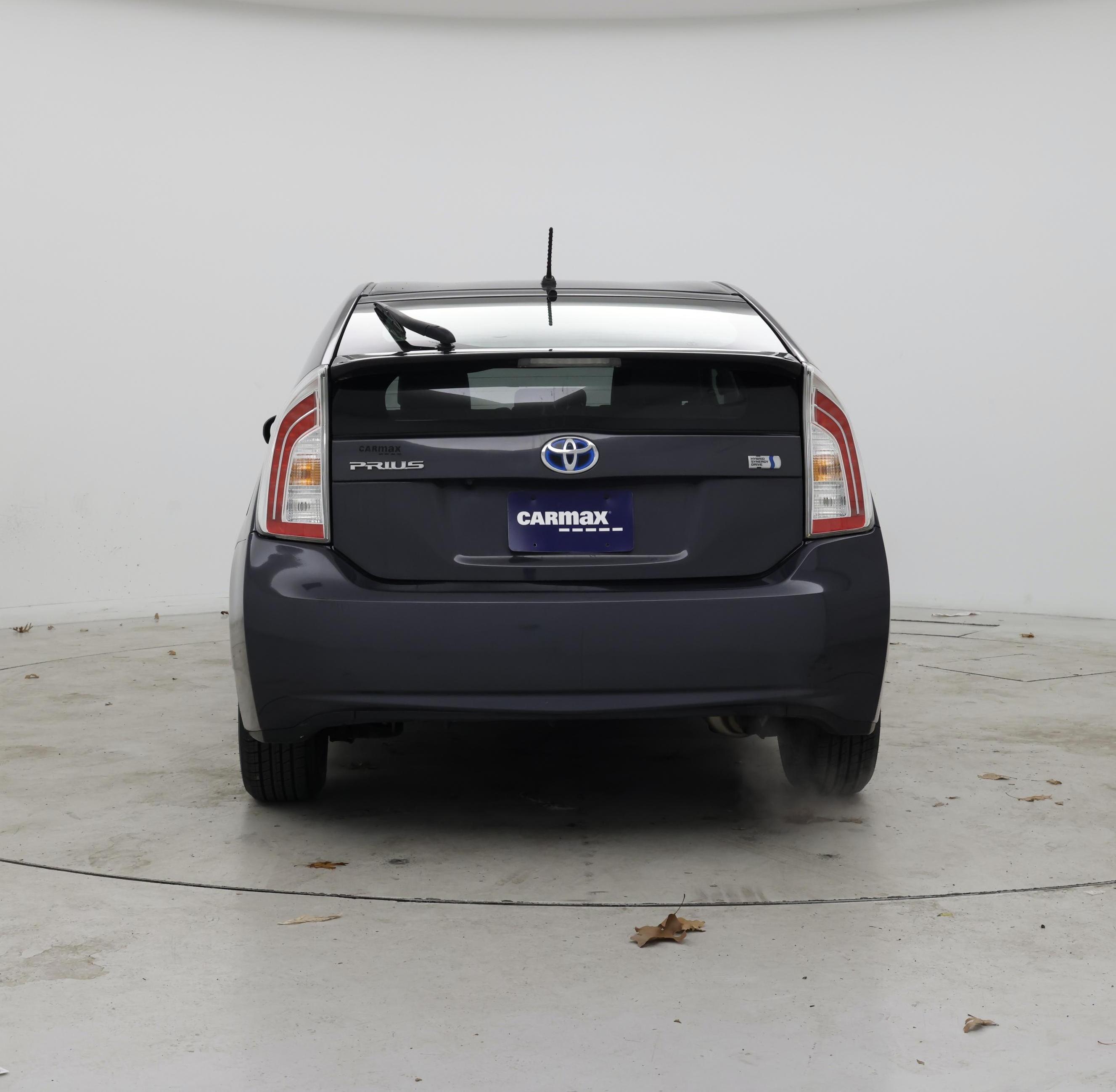 Thumbnail: 2015 Toyota Prius - 6