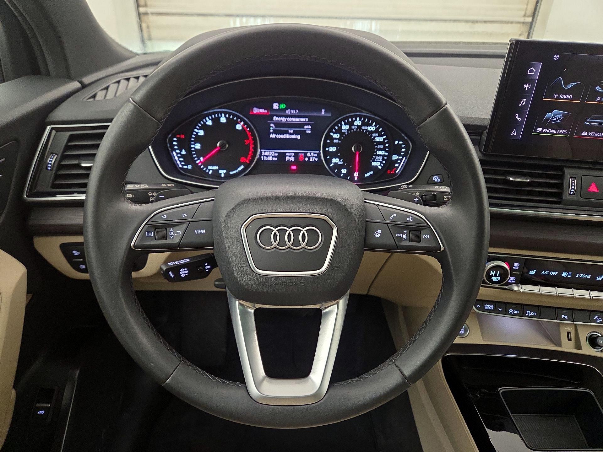 Thumbnail: 2023 Audi Q5 - 10