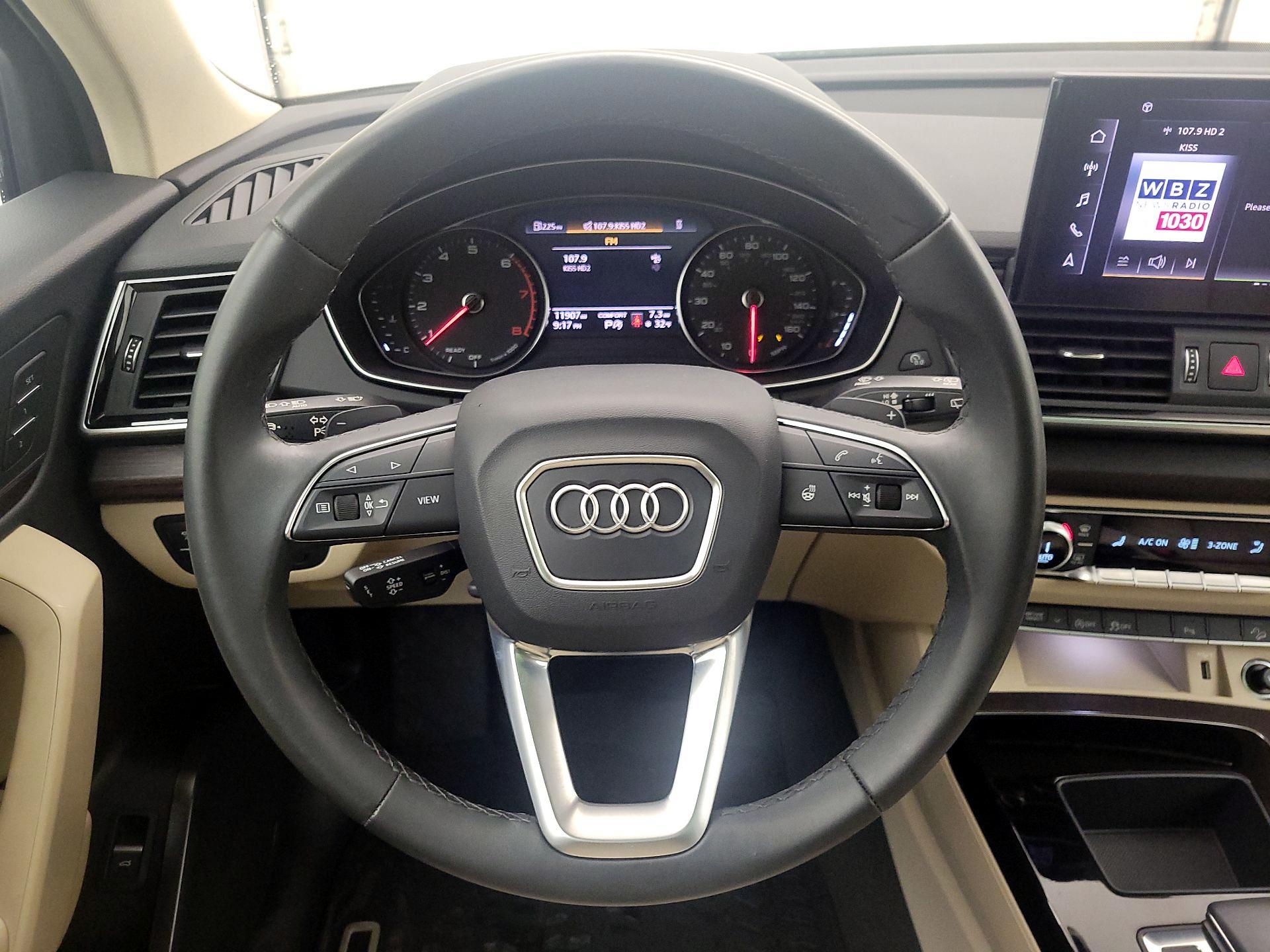 Thumbnail: 2023 Audi Q5 - 10
