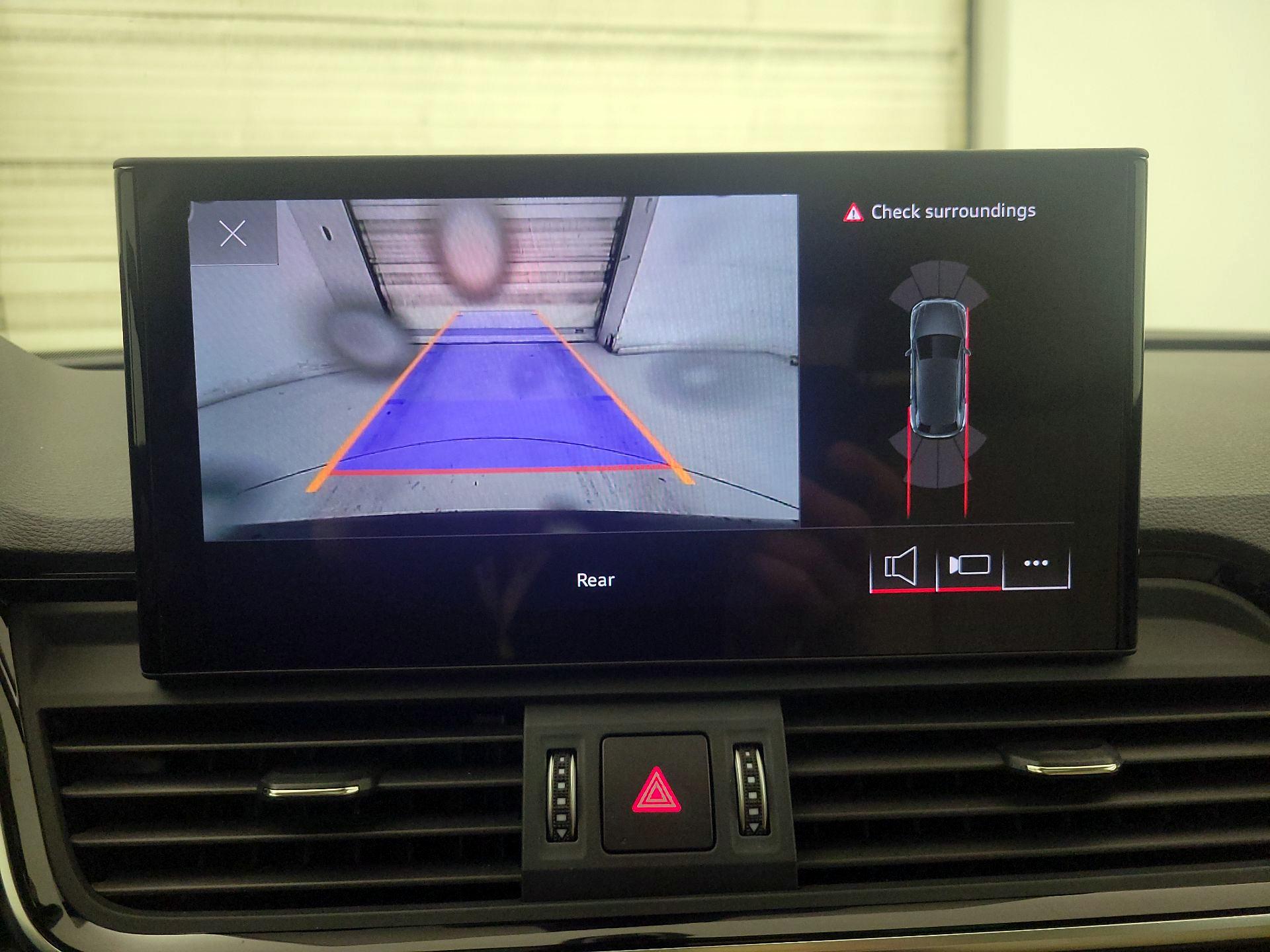 Thumbnail: 2023 Audi Q5 - 14