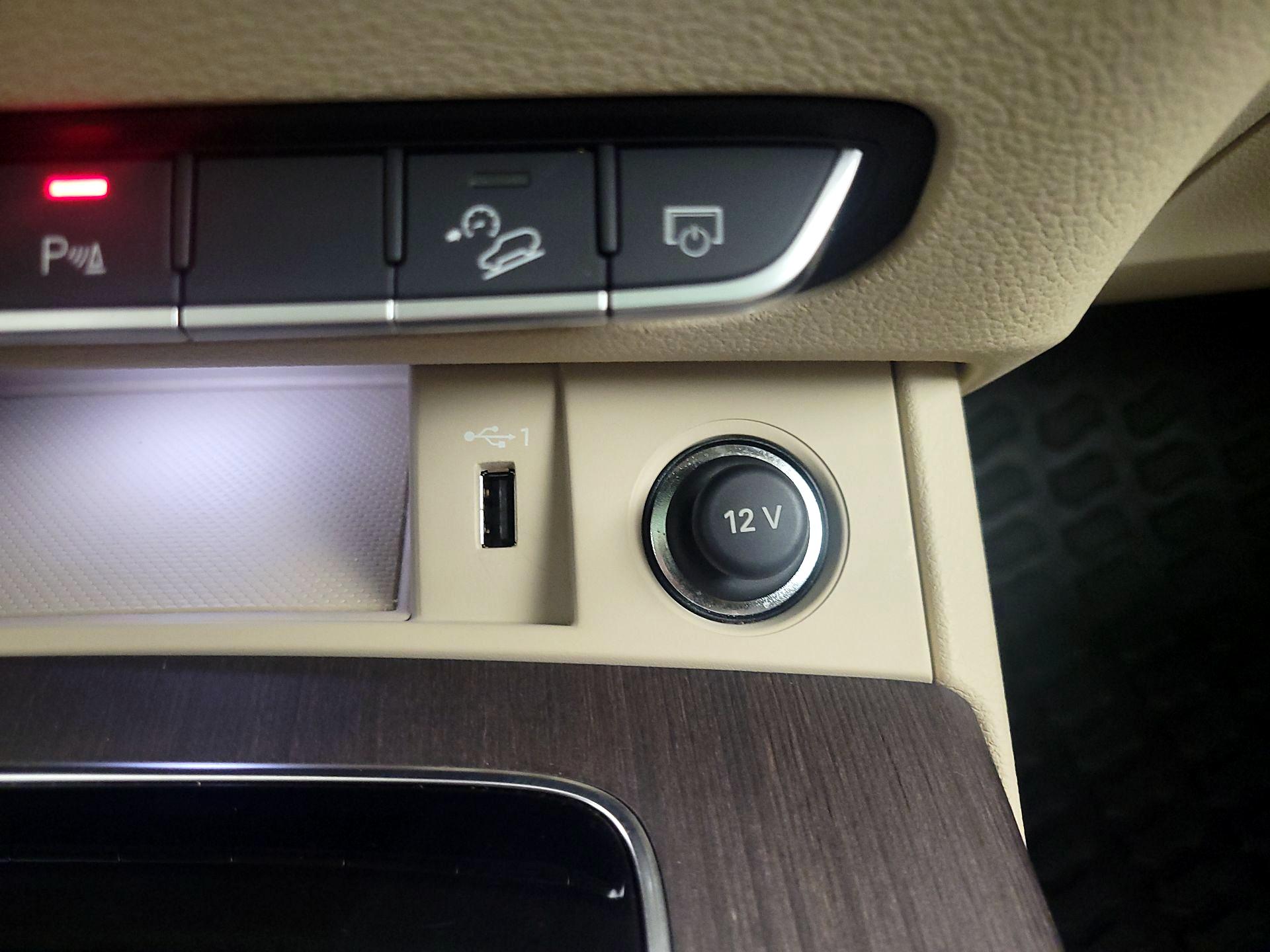 Thumbnail: 2023 Audi Q5 - 18