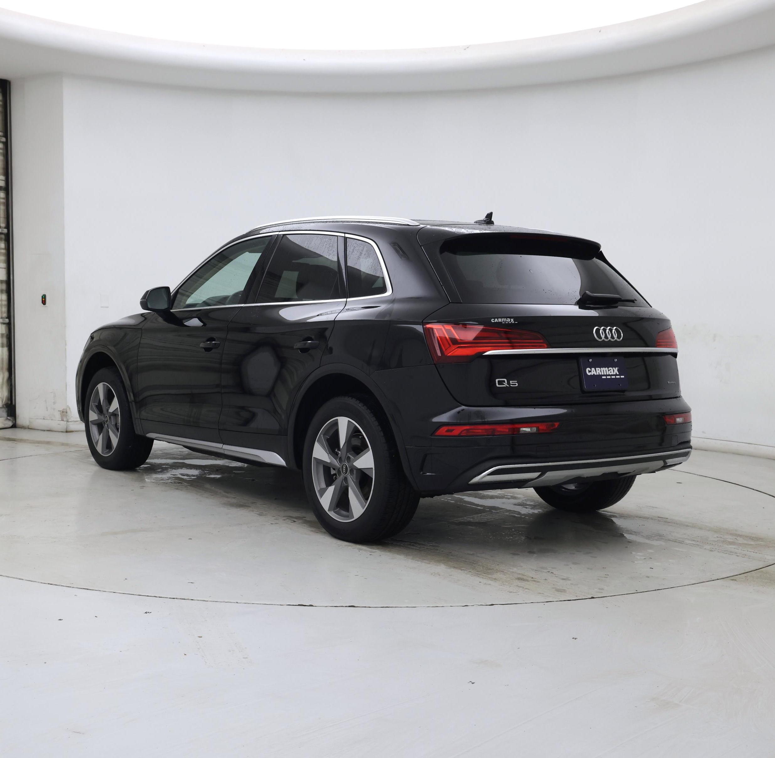 Thumbnail: 2023 Audi Q5 - 2