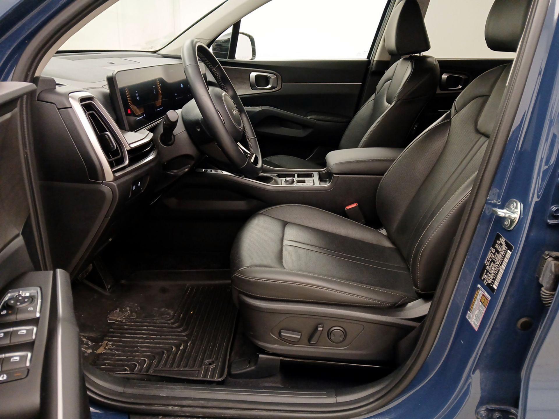 Thumbnail: 2024 Kia Sorento - 11