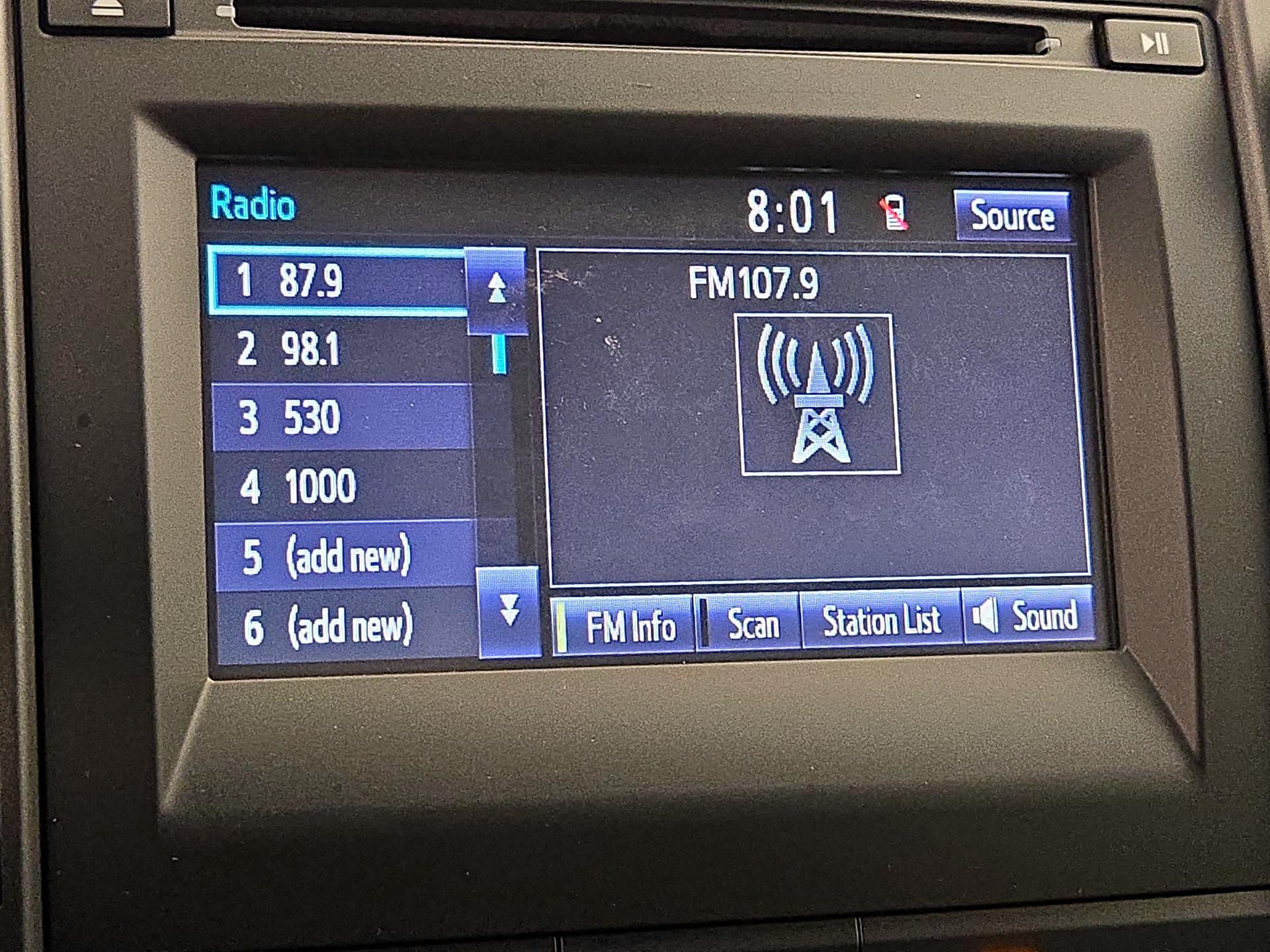 Thumbnail: 2017 Toyota Camry - 15