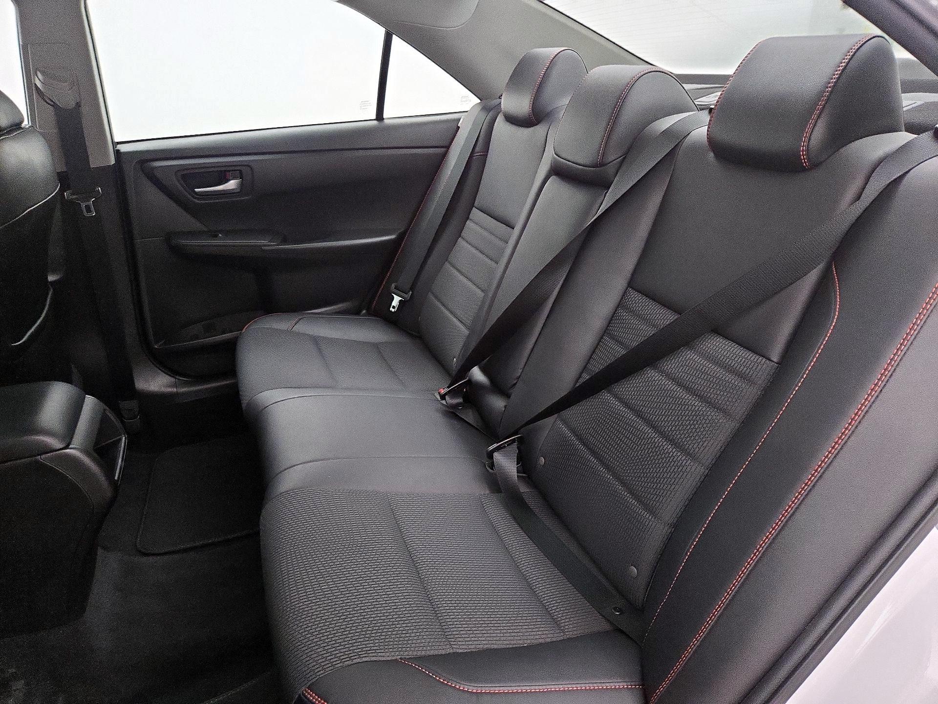 Thumbnail: 2017 Toyota Camry - 19