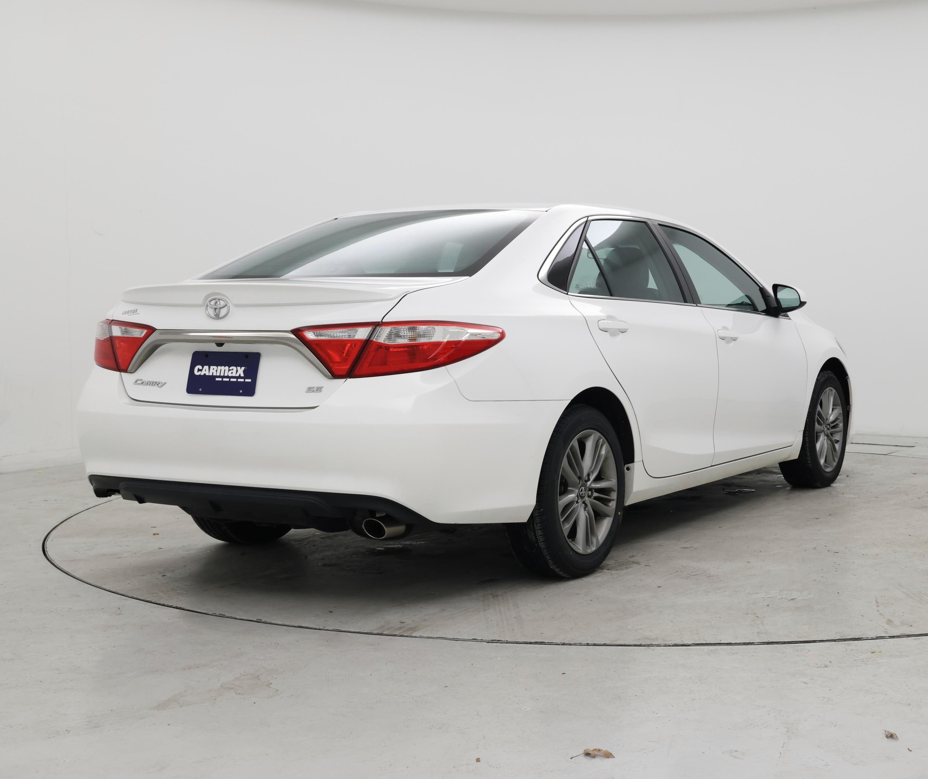 Thumbnail: 2017 Toyota Camry - 8