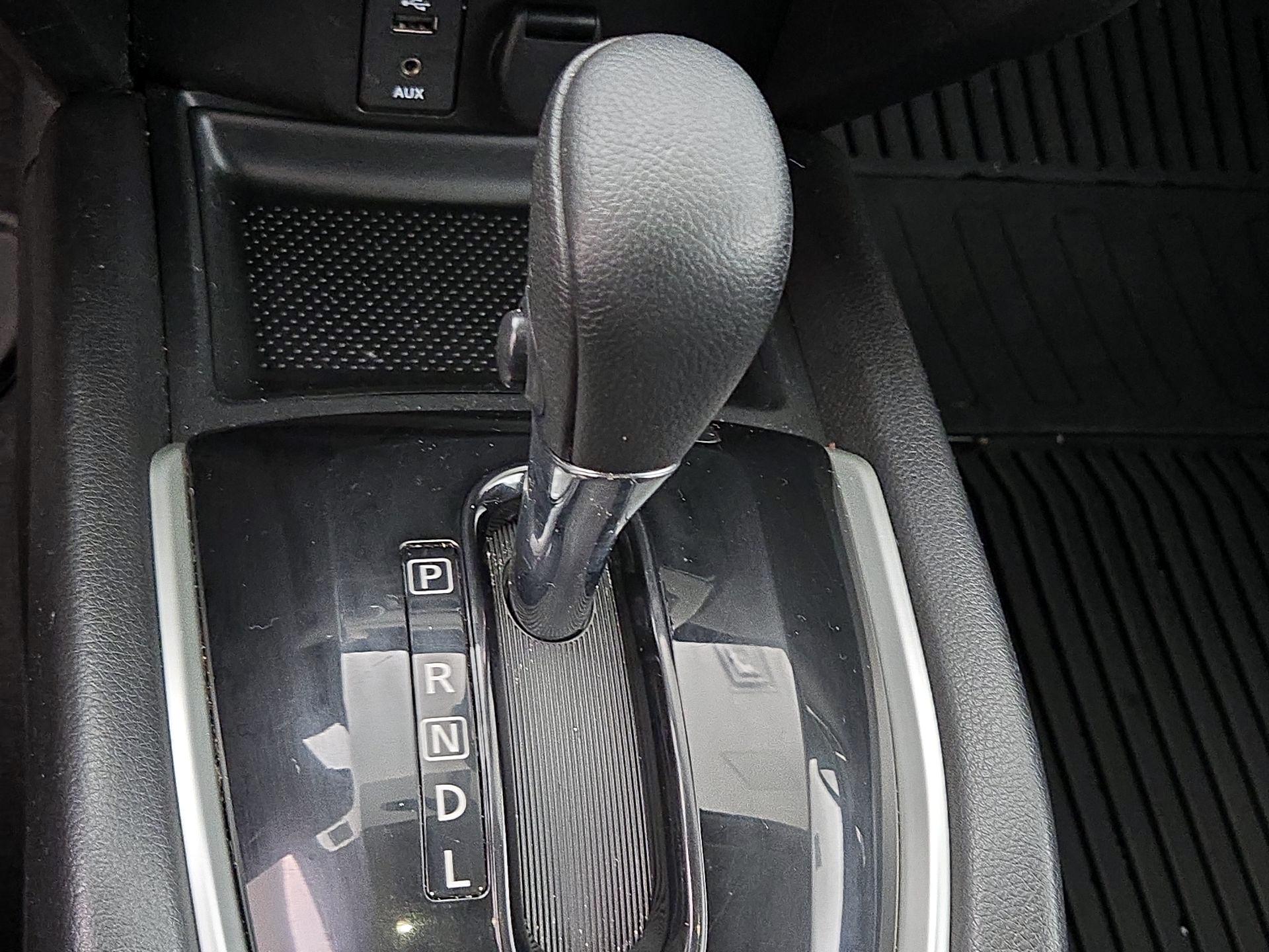 Thumbnail: 2016 Nissan Rogue - 18