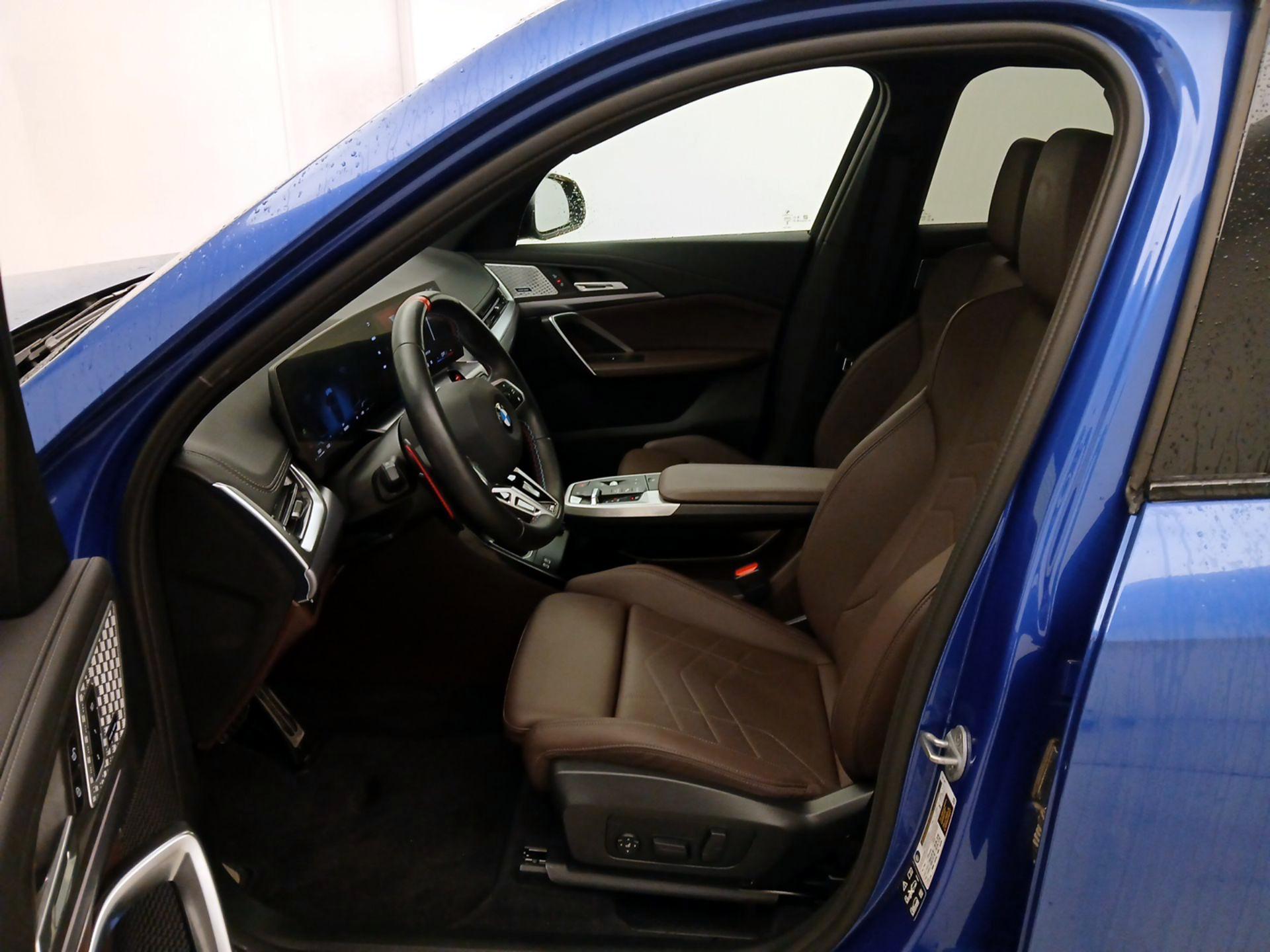 Thumbnail: 2025 BMW X1 - 11