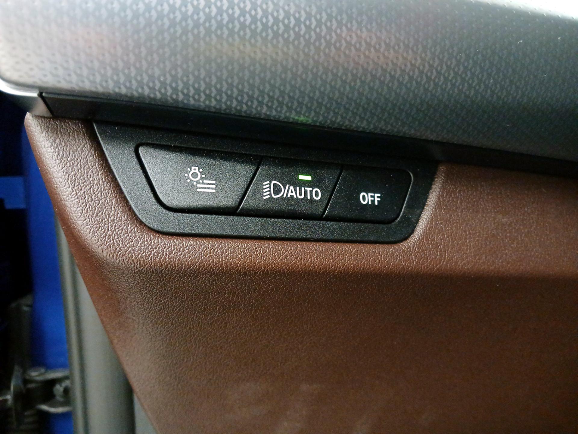 Thumbnail: 2025 BMW X1 - 13