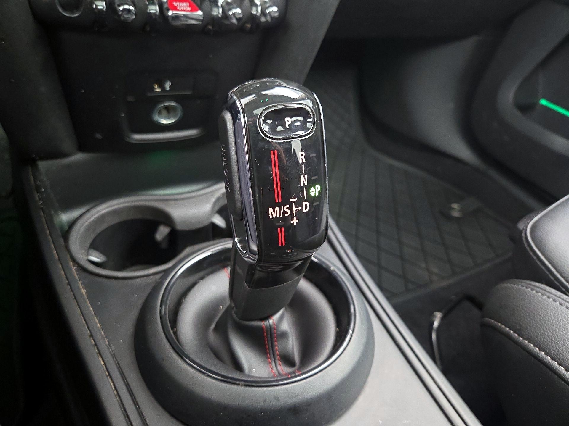 Thumbnail: 2020 MINI Cooper Countryman - 17