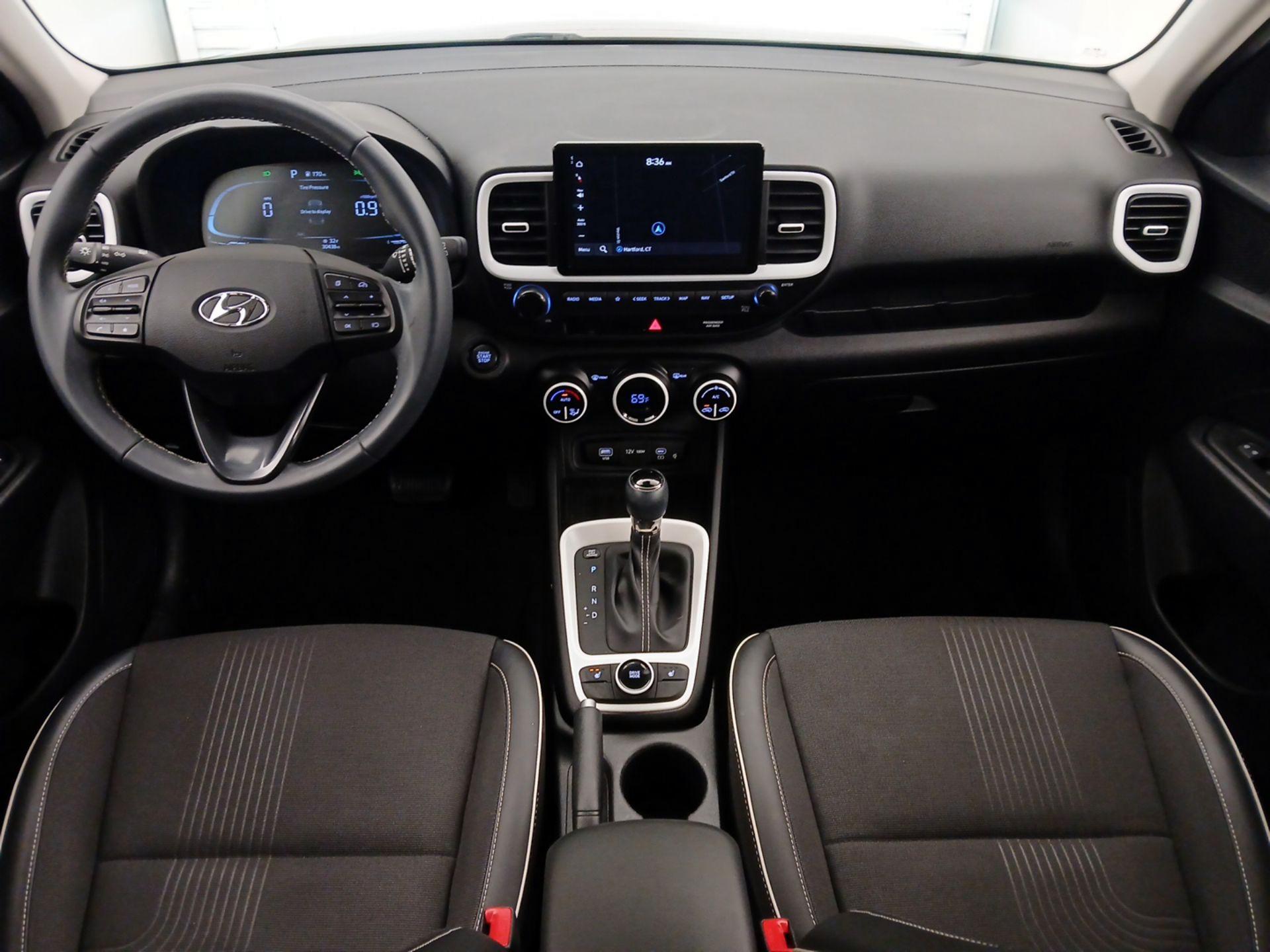 Thumbnail: 2024 Hyundai Venue - 9