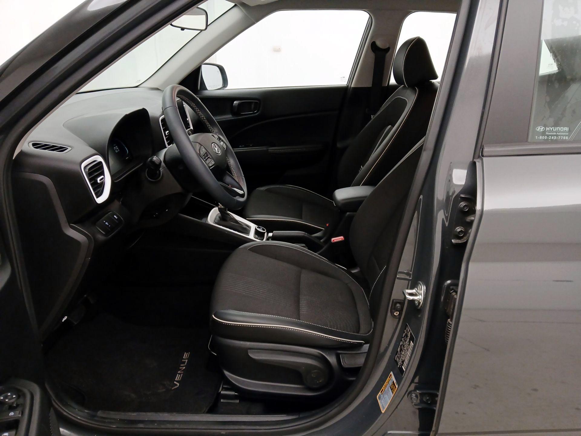 Thumbnail: 2024 Hyundai Venue - 11