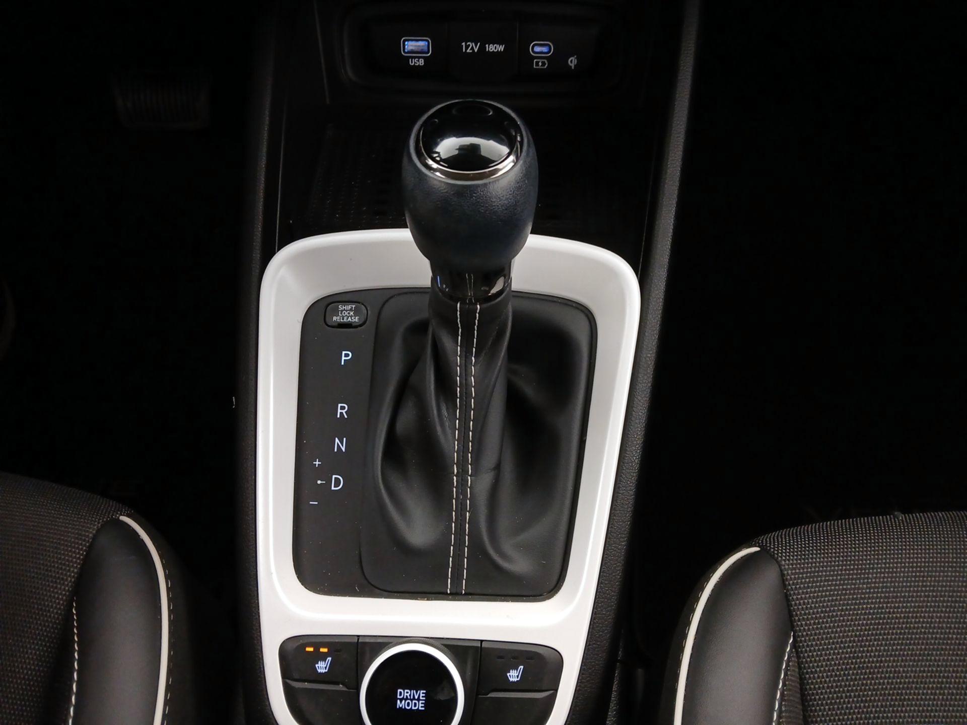 Thumbnail: 2024 Hyundai Venue - 18