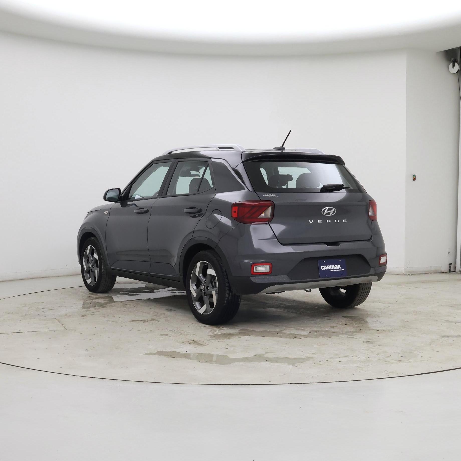 Thumbnail: 2024 Hyundai Venue - 2