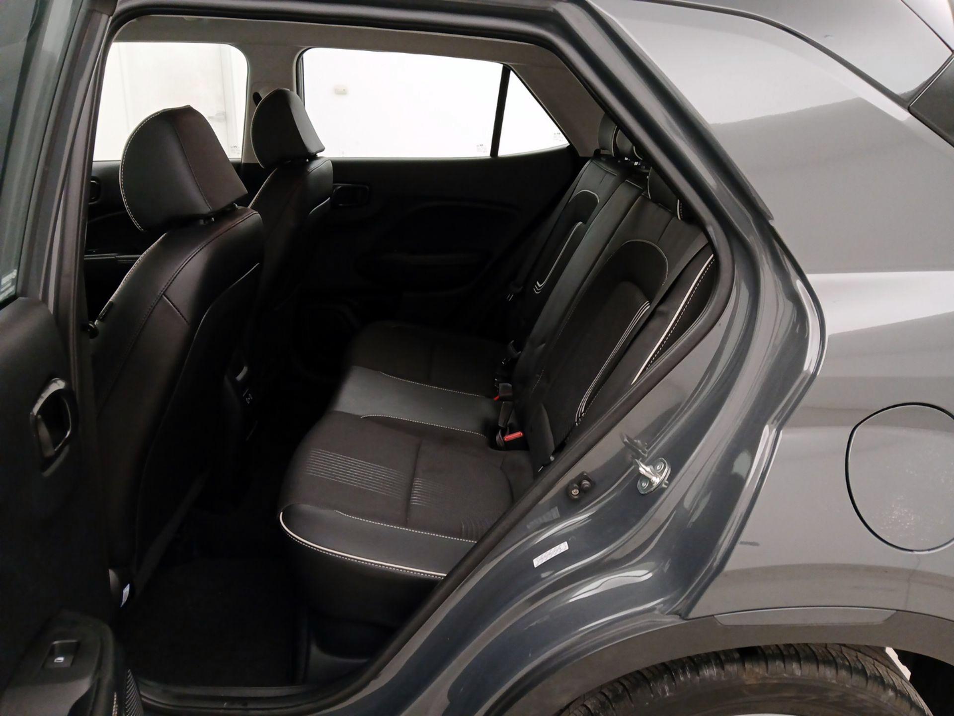 Thumbnail: 2024 Hyundai Venue - 20