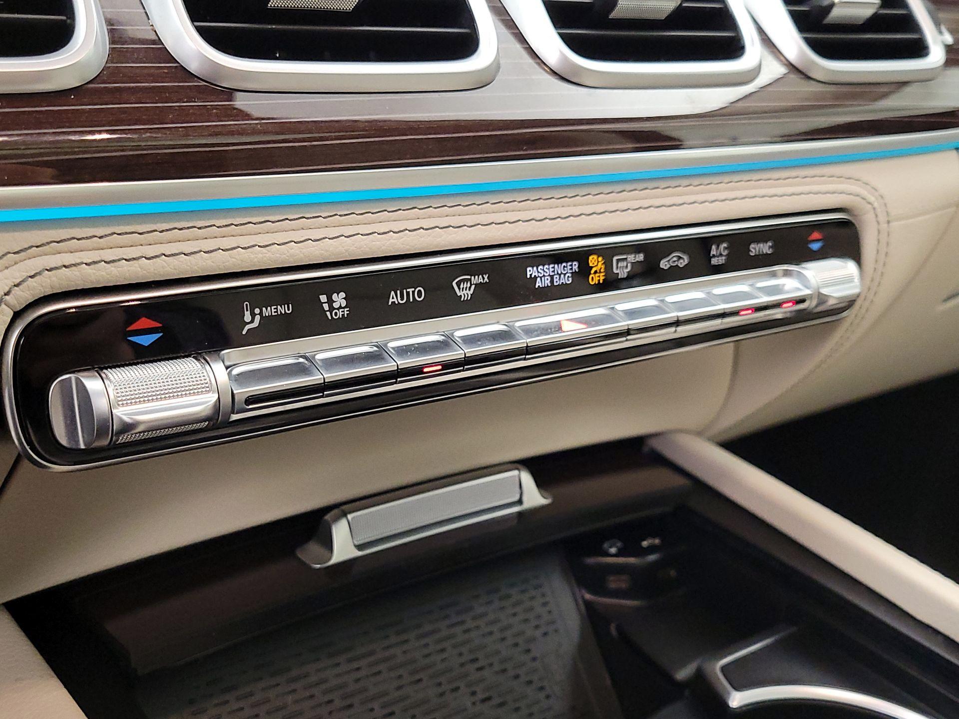 Thumbnail: 2023 Mercedes-Benz GLE - 16