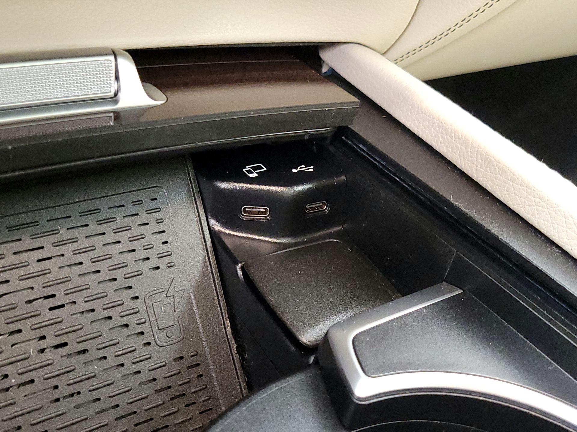 Thumbnail: 2023 Mercedes-Benz GLE - 18