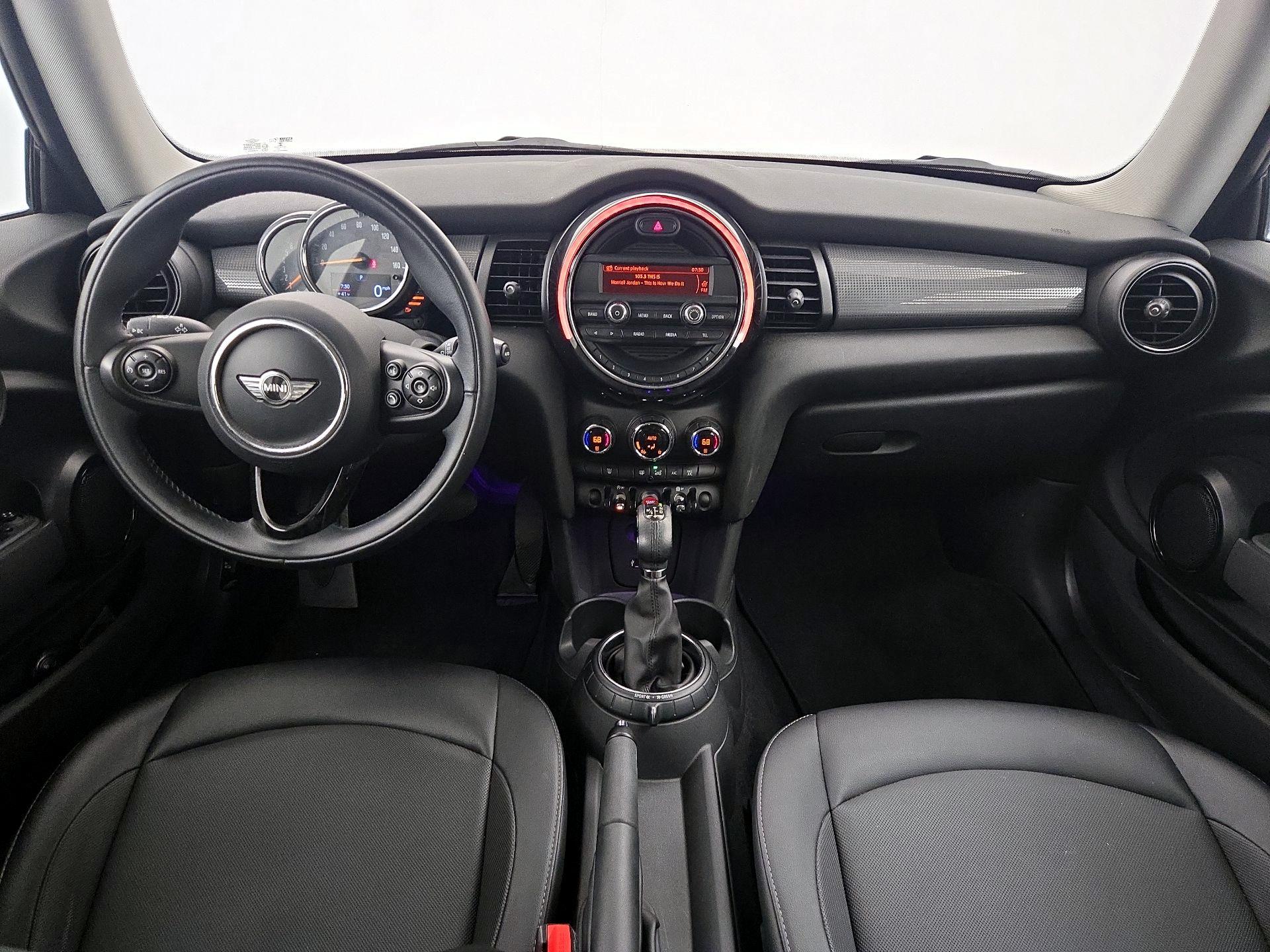 Thumbnail: 2015 MINI Cooper Hardtop - 9